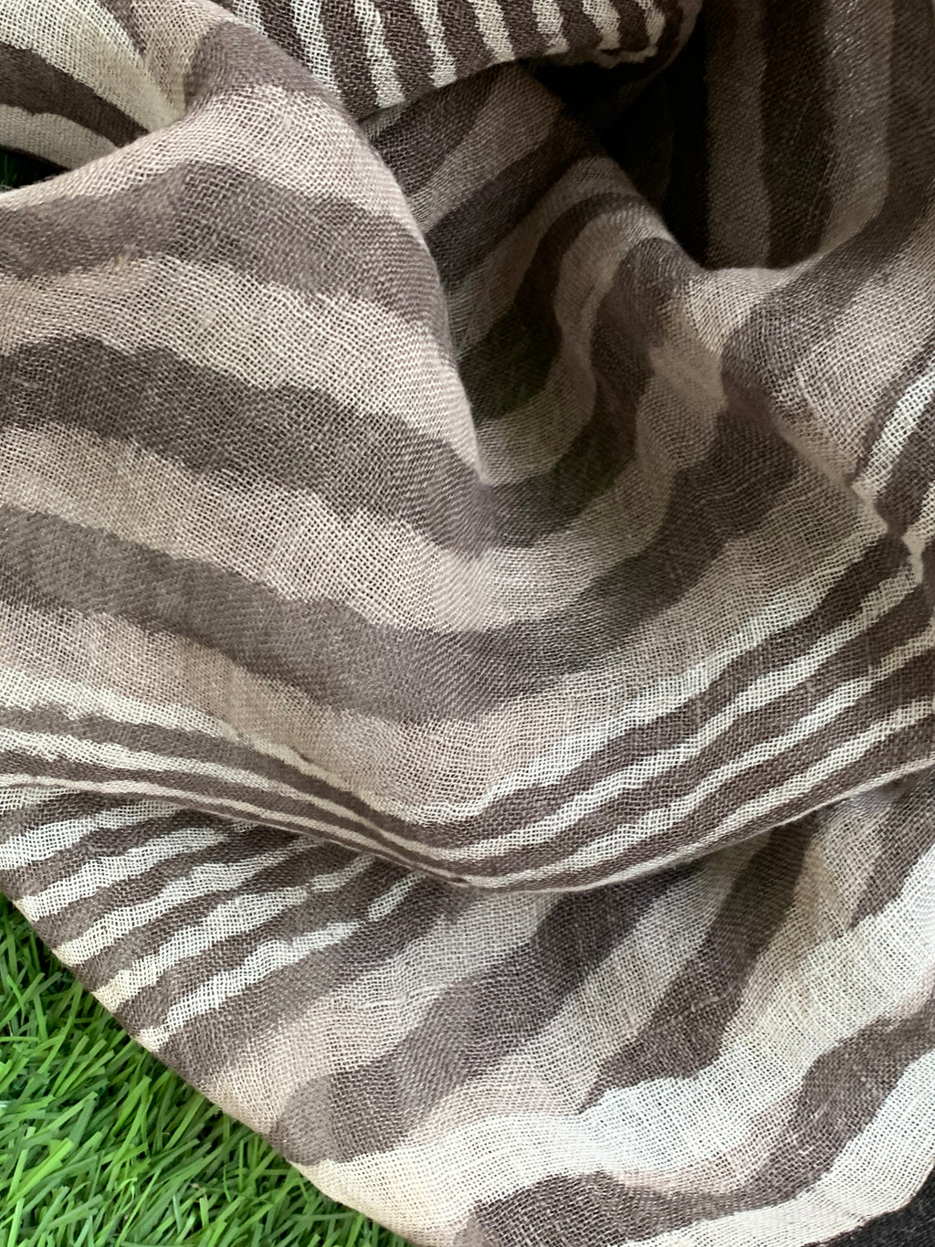 Handcrafted Linen Kurta Dupatta Set