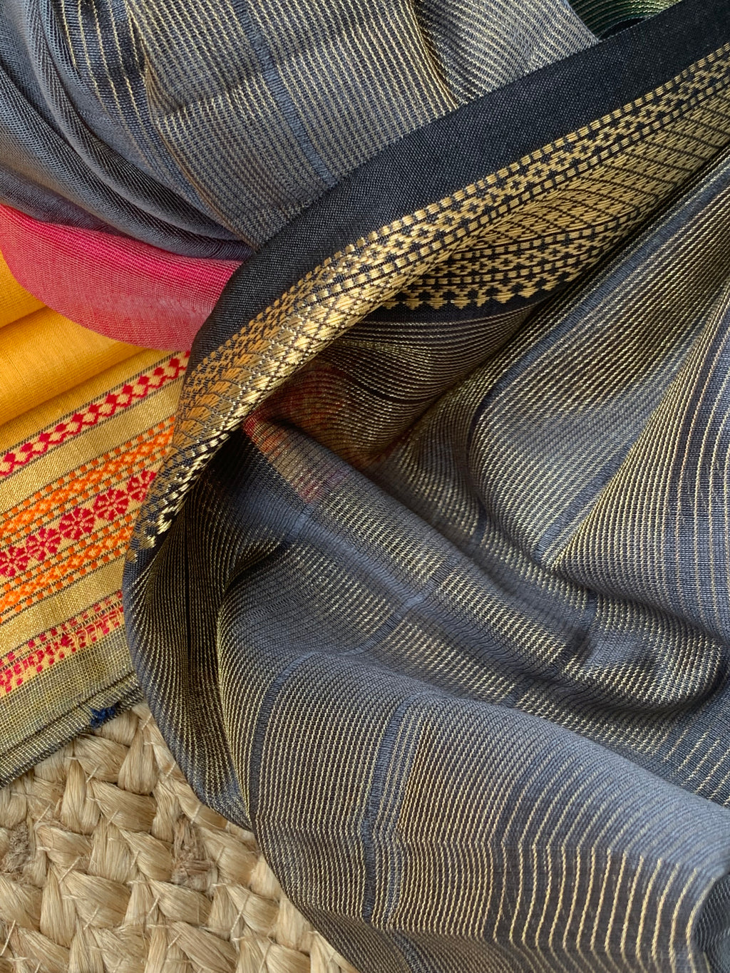 Handwoven Maheshwari Kurta dupatta set