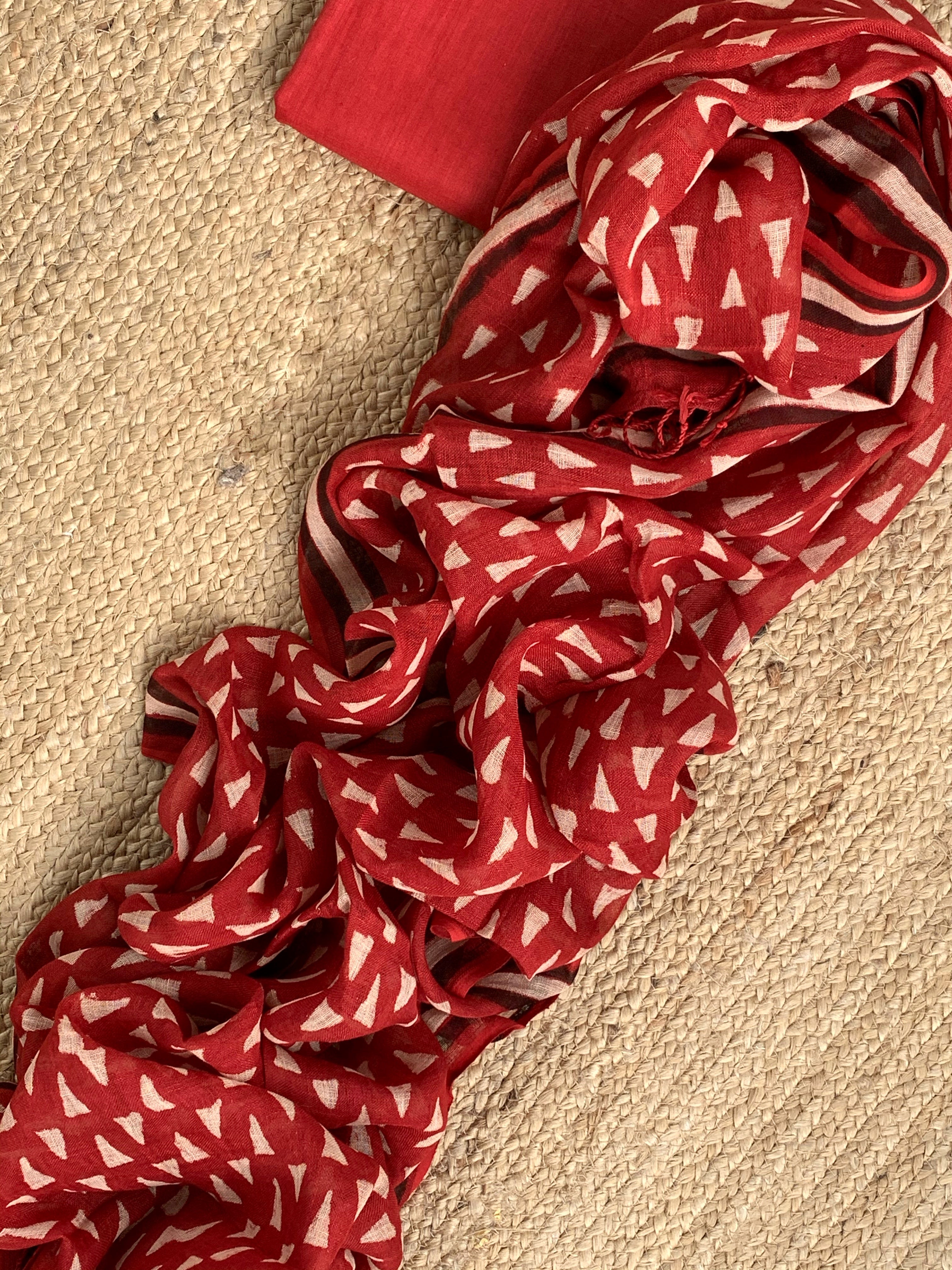 Handcrafted Linen Kurta Dupatta Set