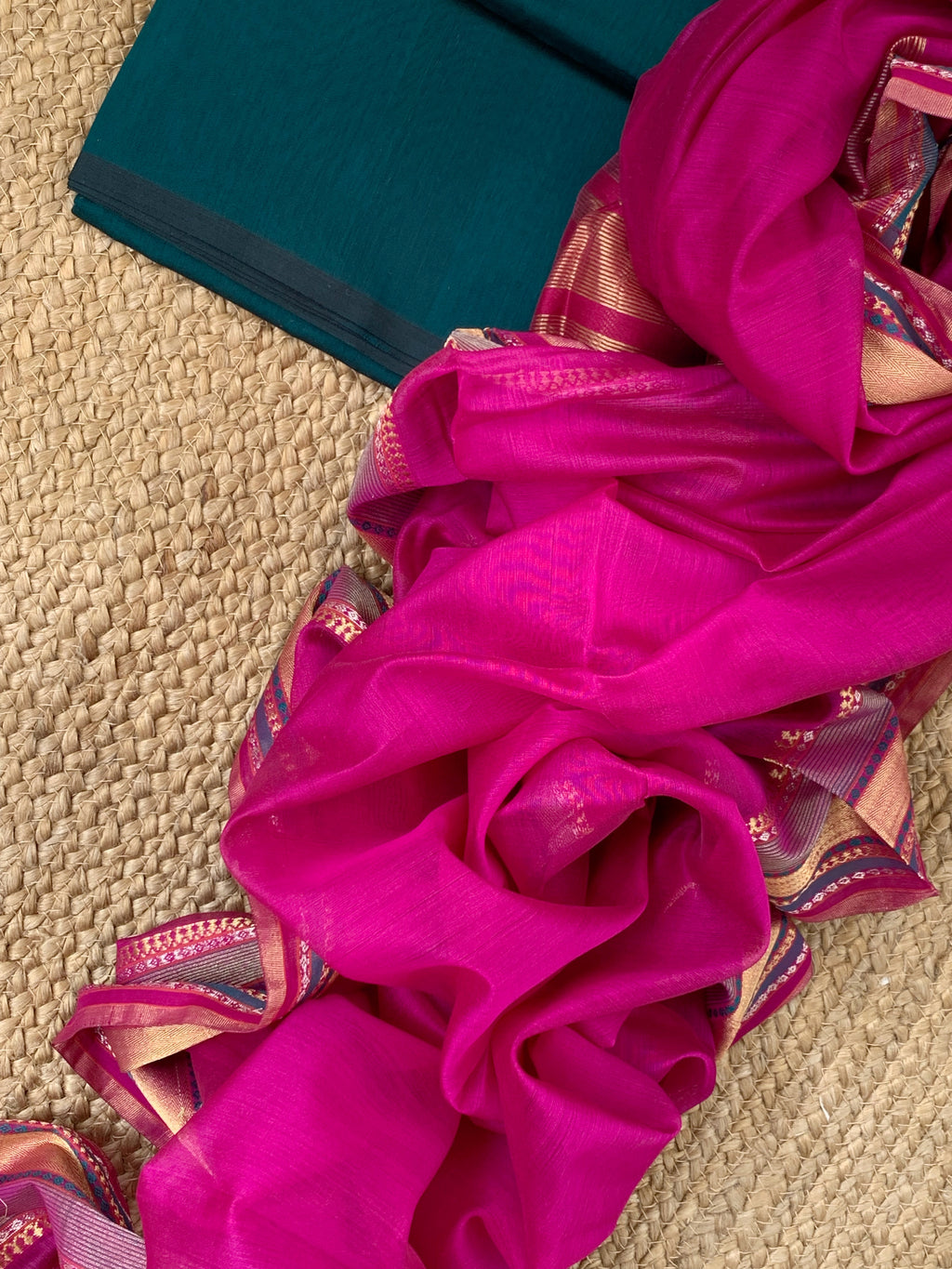 Handwoven Maheshwari Kurta dupatta set