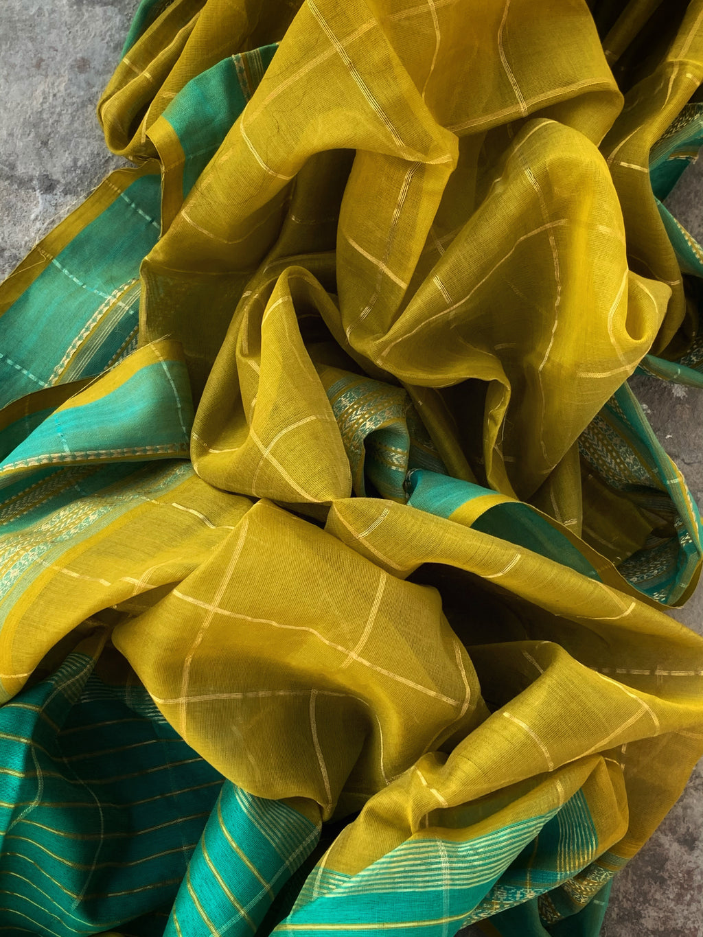 Handwoven Maheshwari Kurta dupatta set