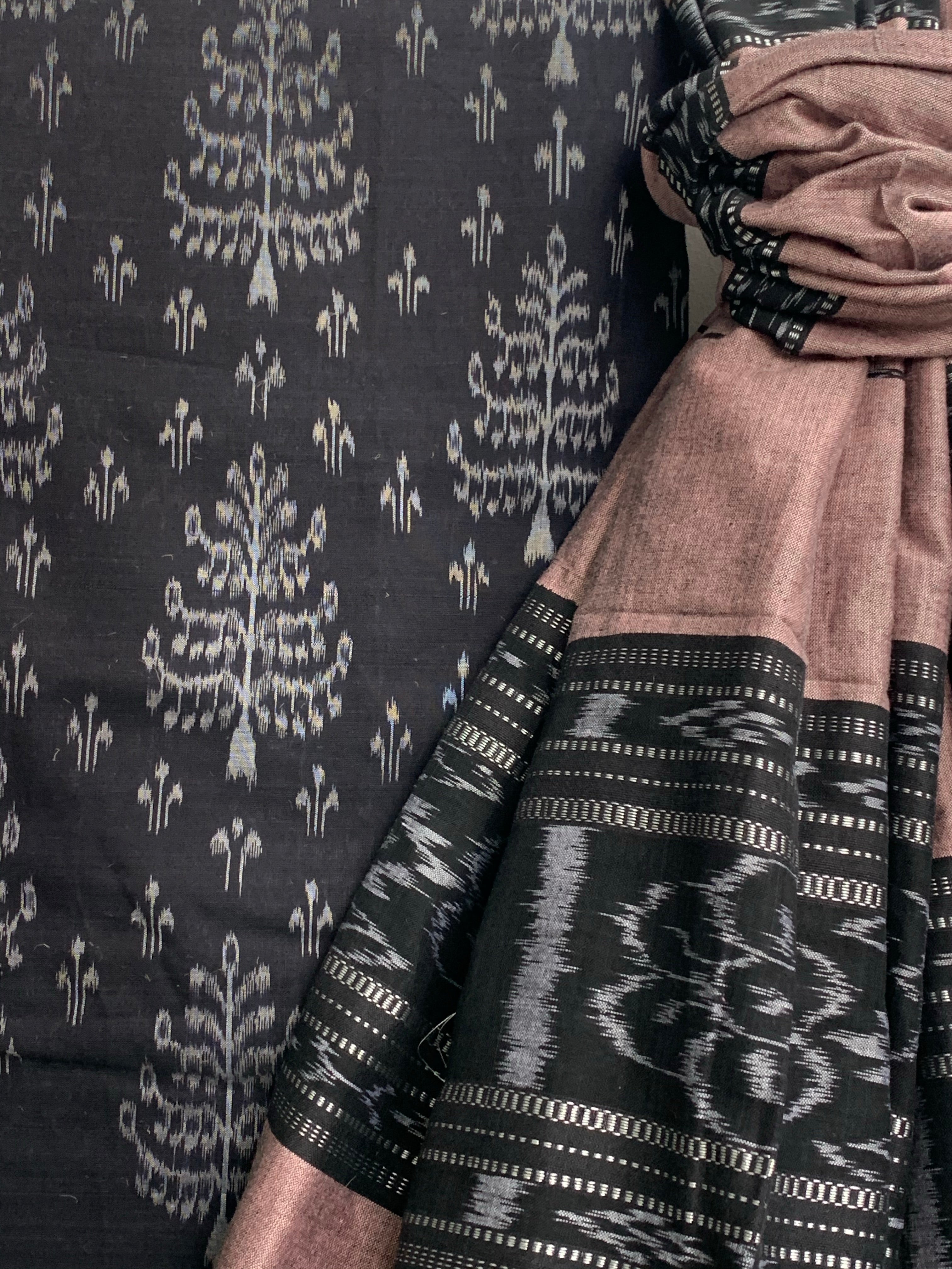Handwoven Nuapatna Kurta Stole Set