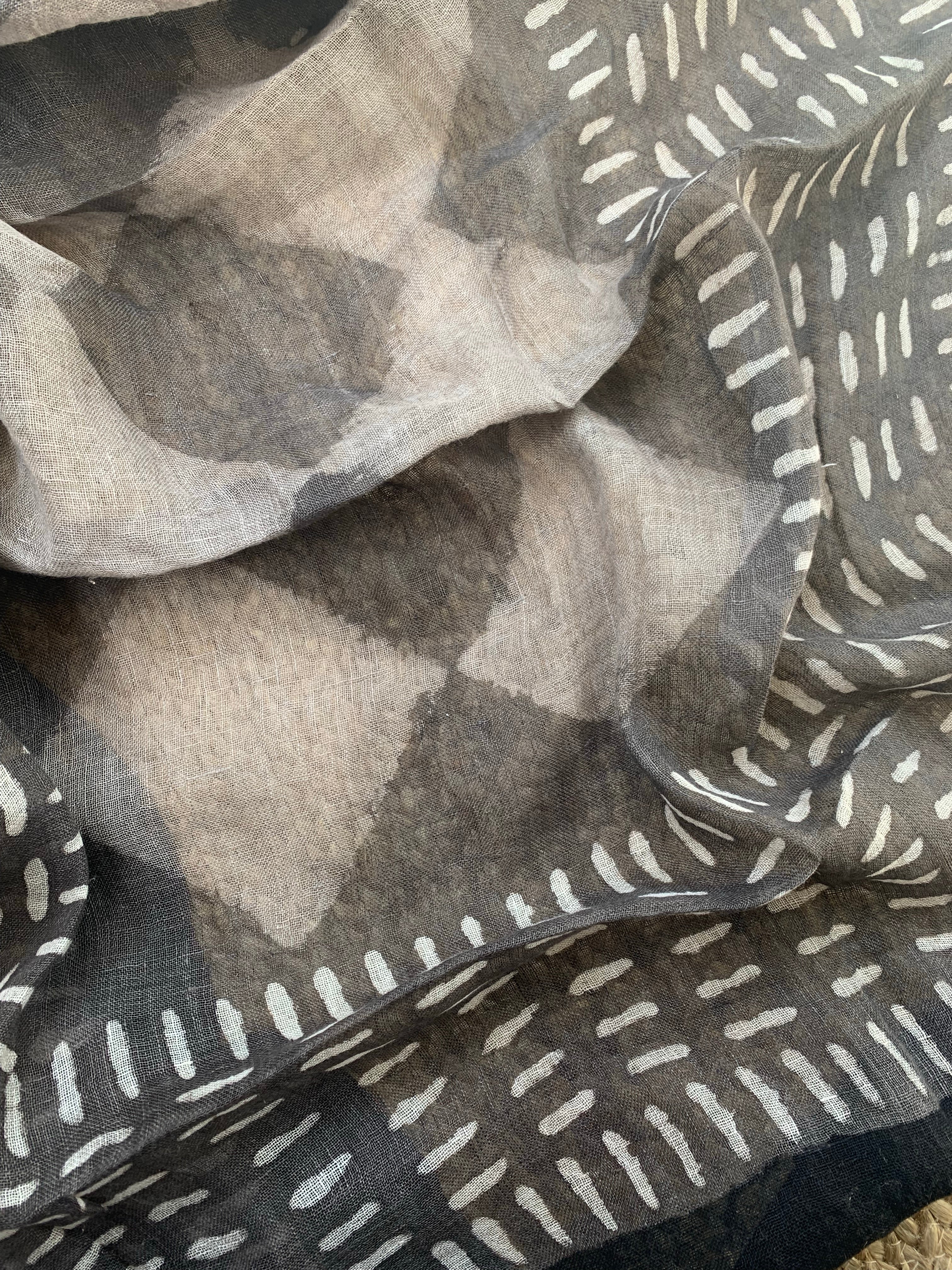 Handcrafted Linen Kurta Dupatta Set