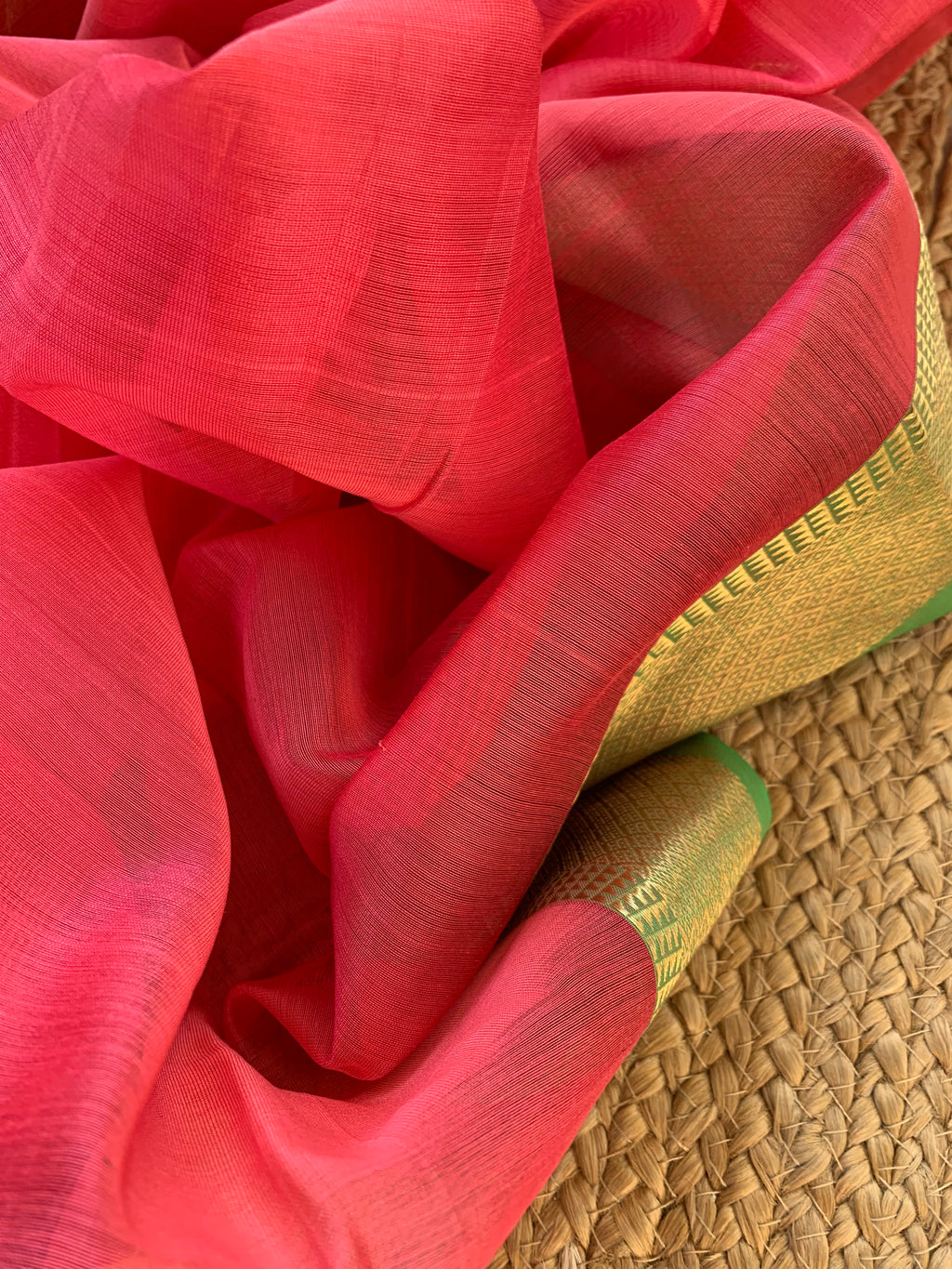 Handwoven Maheshwari Kurta dupatta set