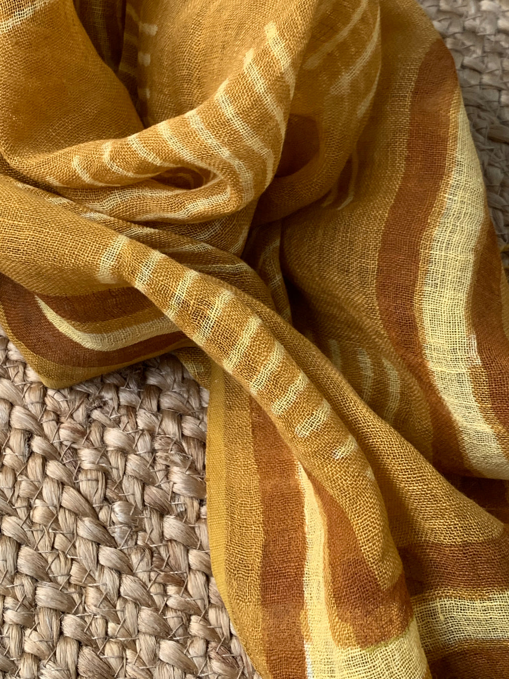 Handcrafted Linen Kurta Dupatta Set