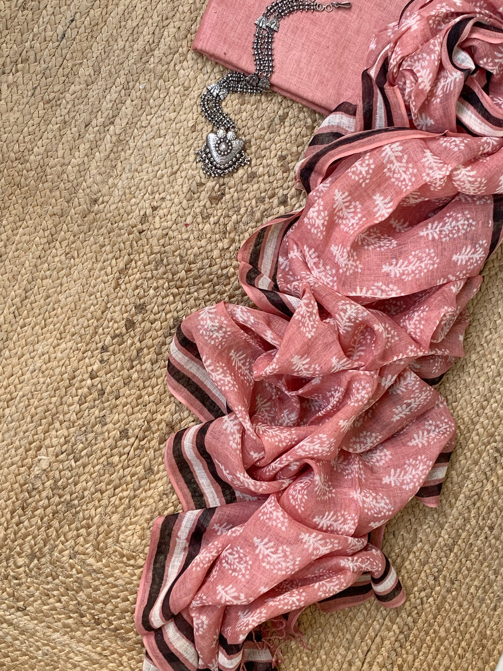Handcrafted Linen Kurta Dupatta Set