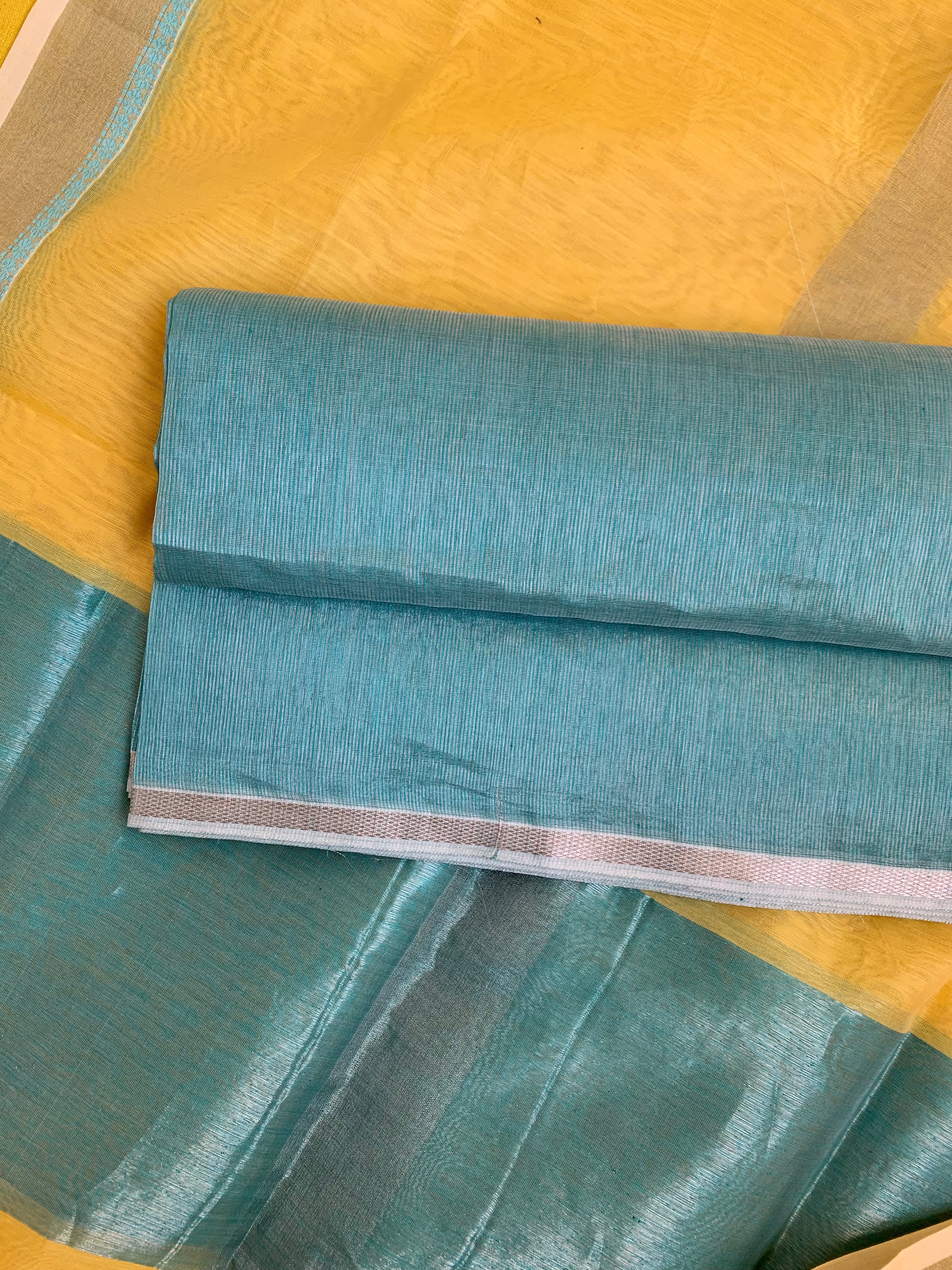 Handwoven Maheshwari Kurta dupatta set