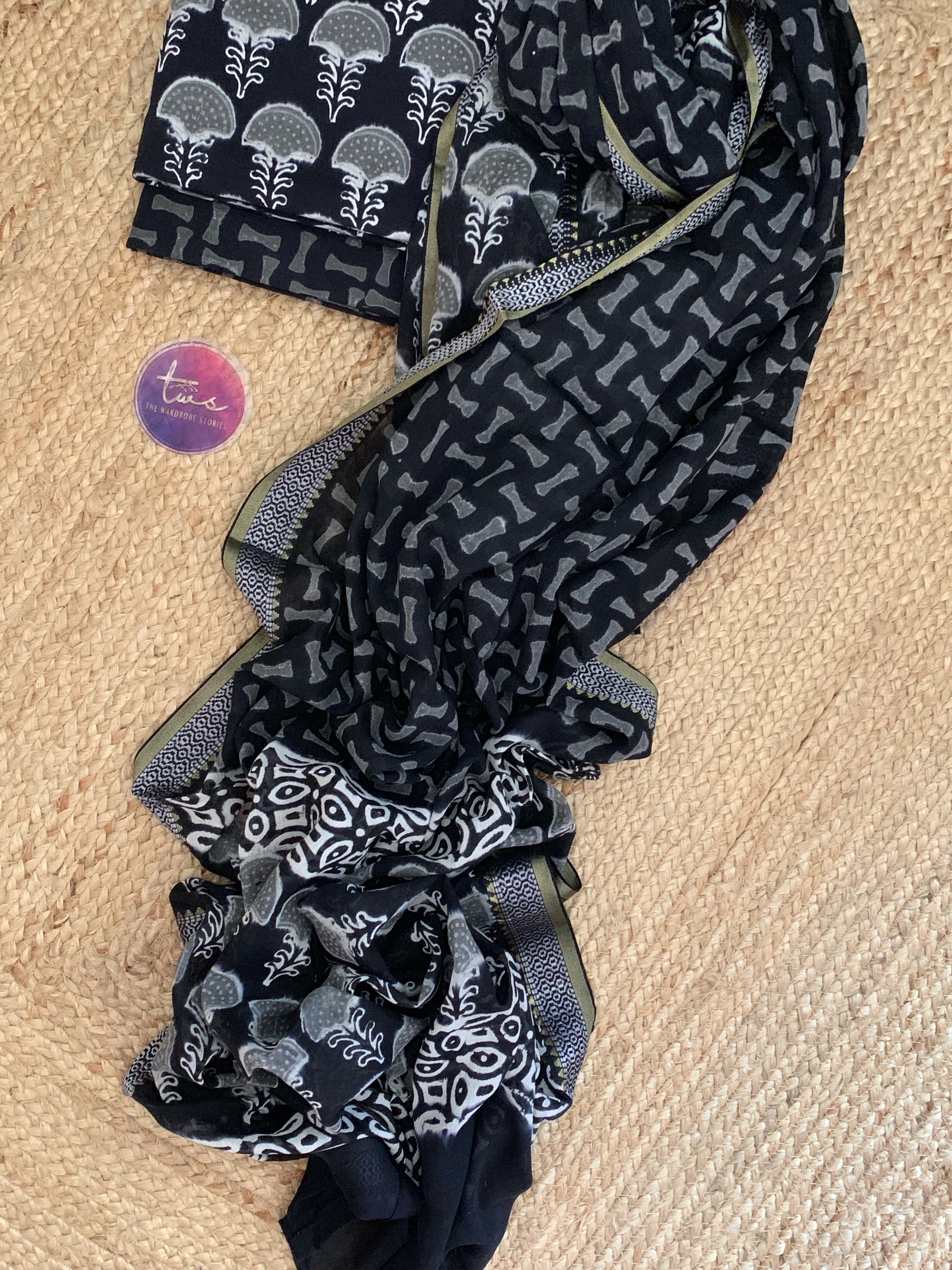 Handblock Cotton Suit