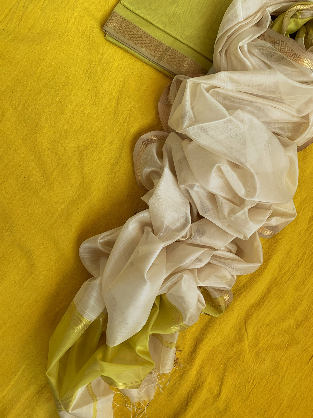 Handwoven Maheshwari Kurta dupatta set