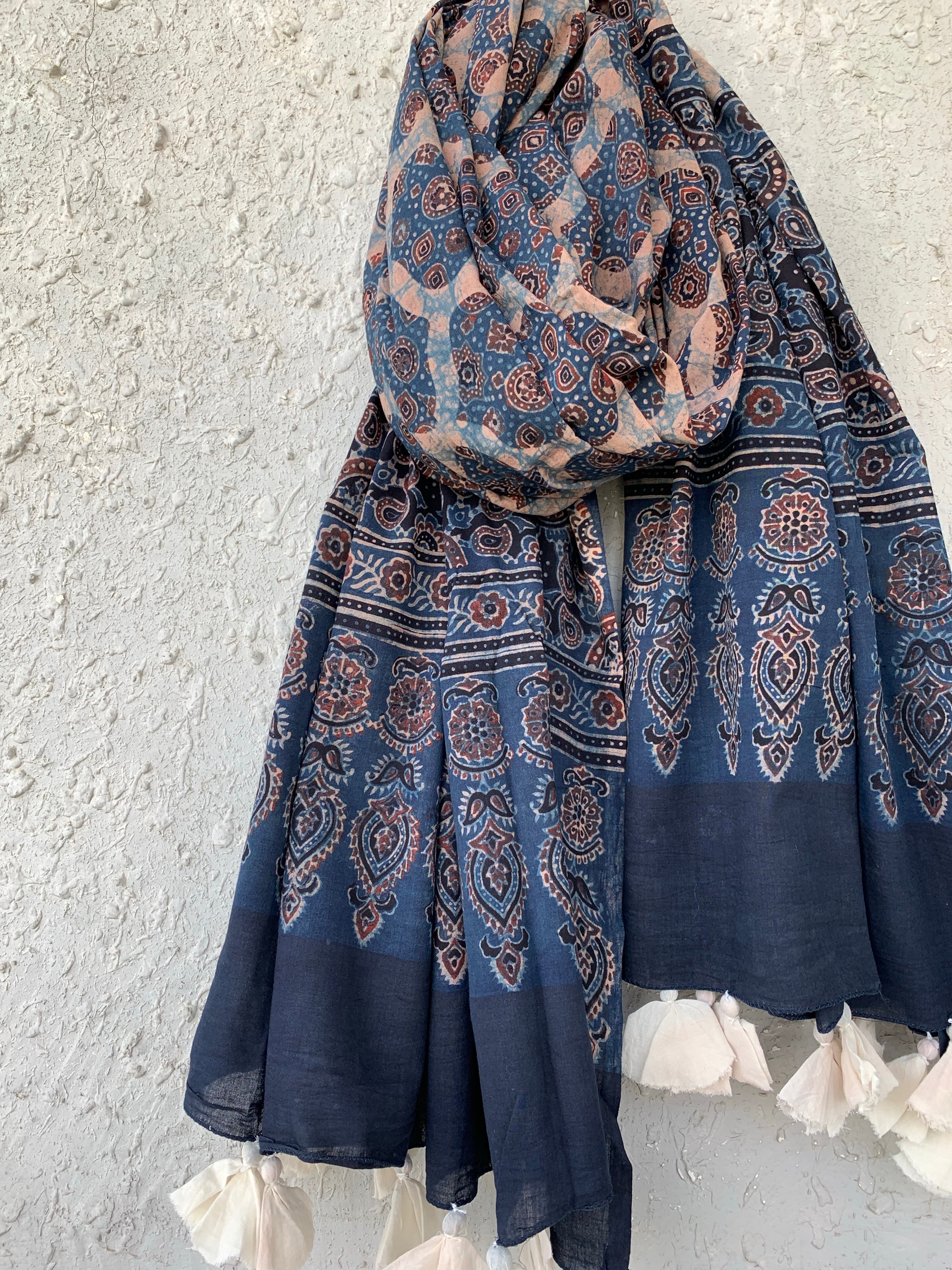 Handblock Ajrakh Dupatta