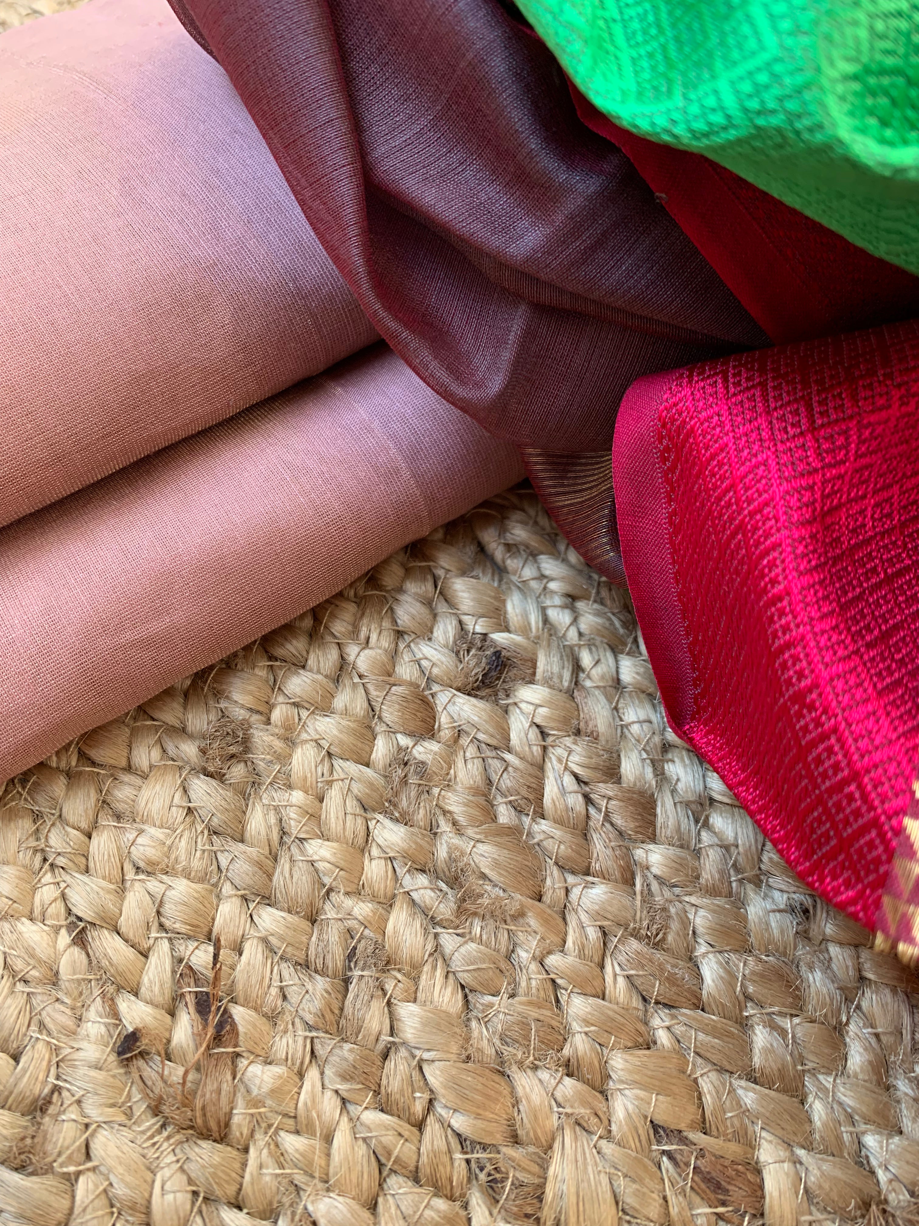 Handwoven Maheshwari Kurta dupatta set