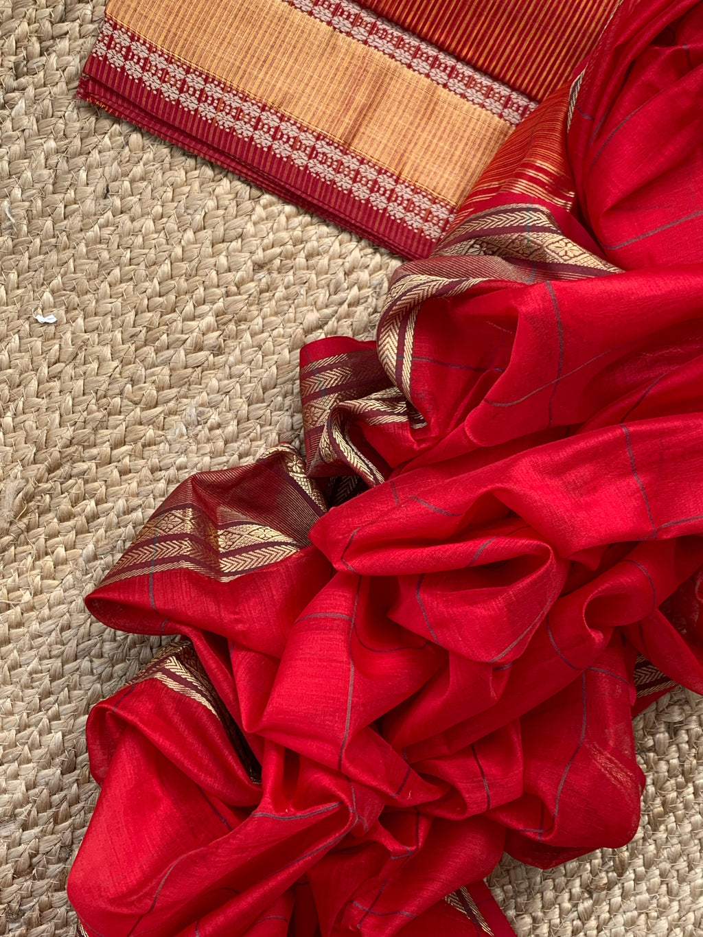 Handwoven Maheshwari Kurta dupatta set