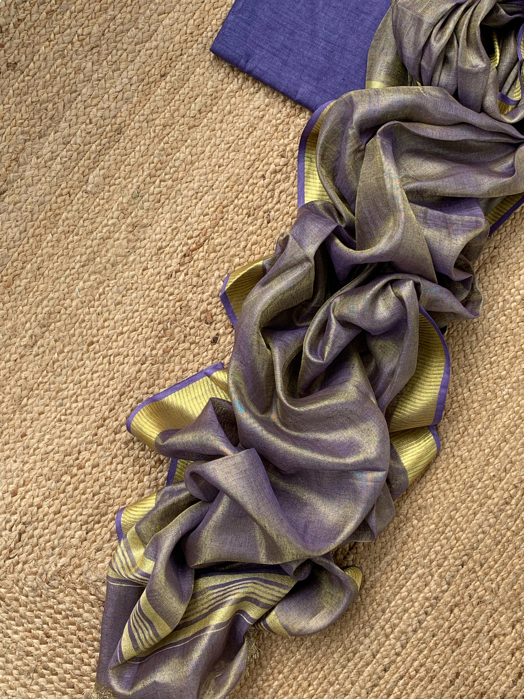 Handcrafted Linen Kurta Dupatta Set - Lavender