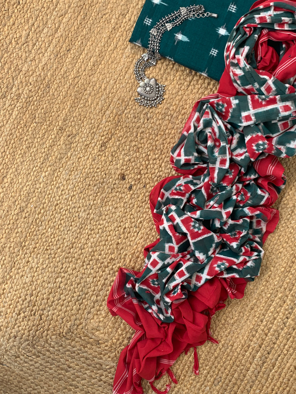Handwoven Double Ikat Kurta Telia Dupatta Set