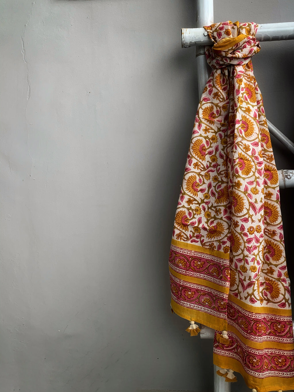 Mul Cotton Stole