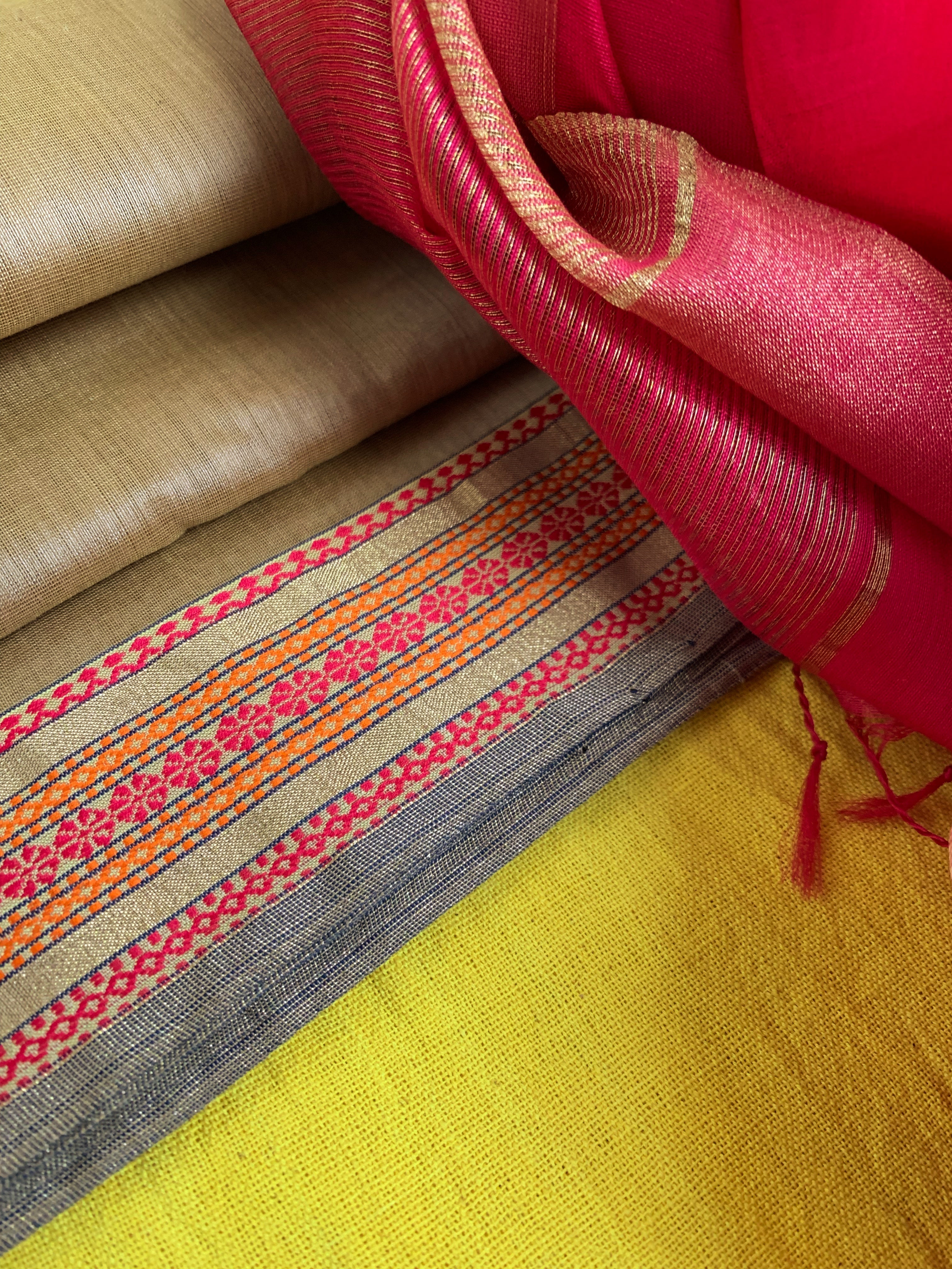 Handwoven Maheshwari Kurta dupatta set