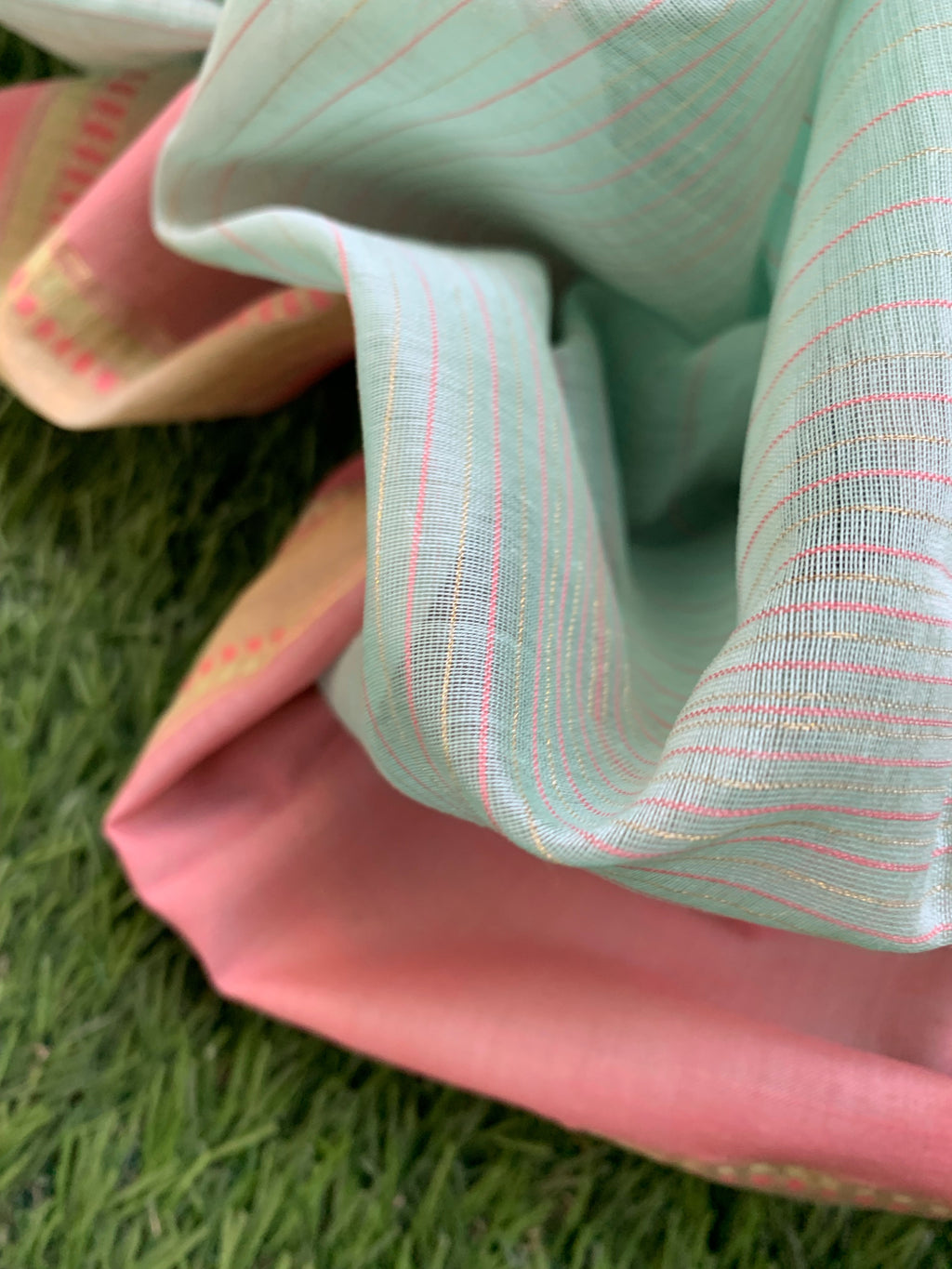 Handwoven Maheshwari Kurta dupatta set