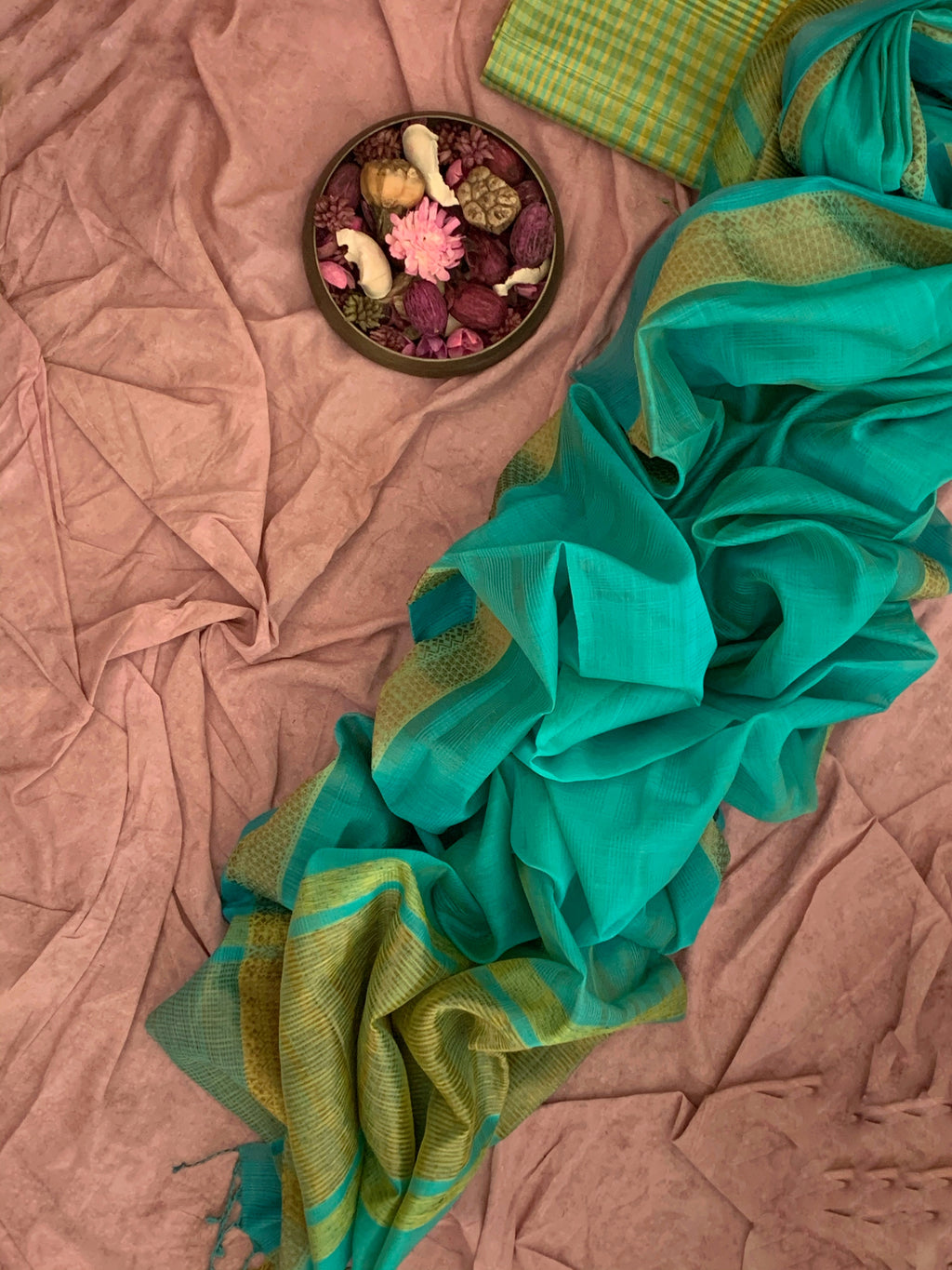 Handwoven Maheshwari Kurta dupatta set