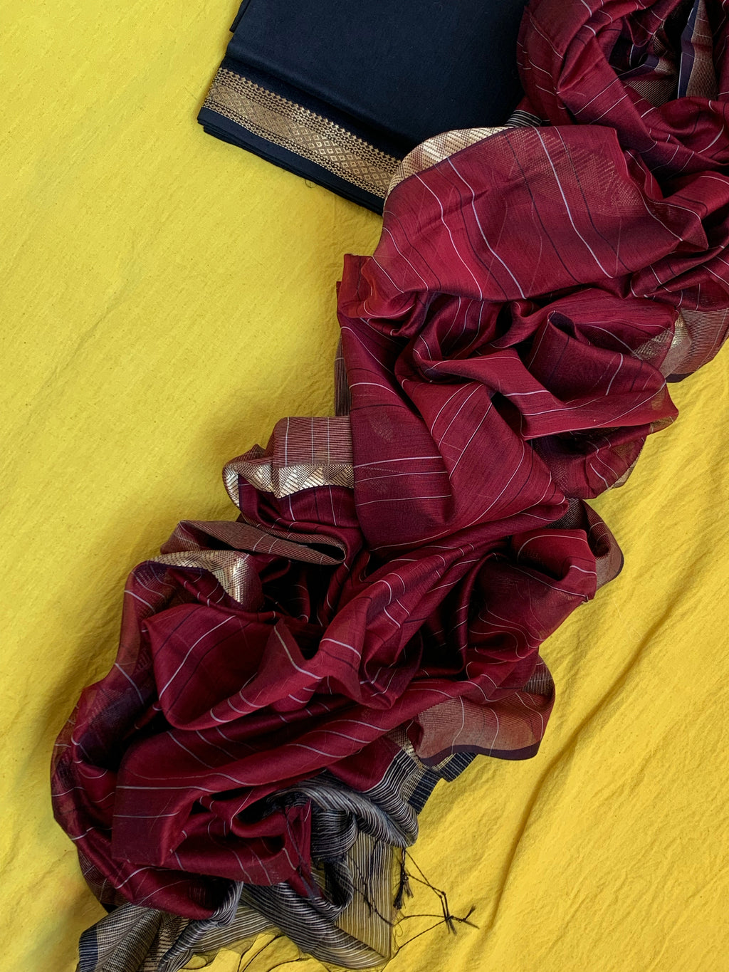 Handwoven Maheshwari Kurta dupatta set
