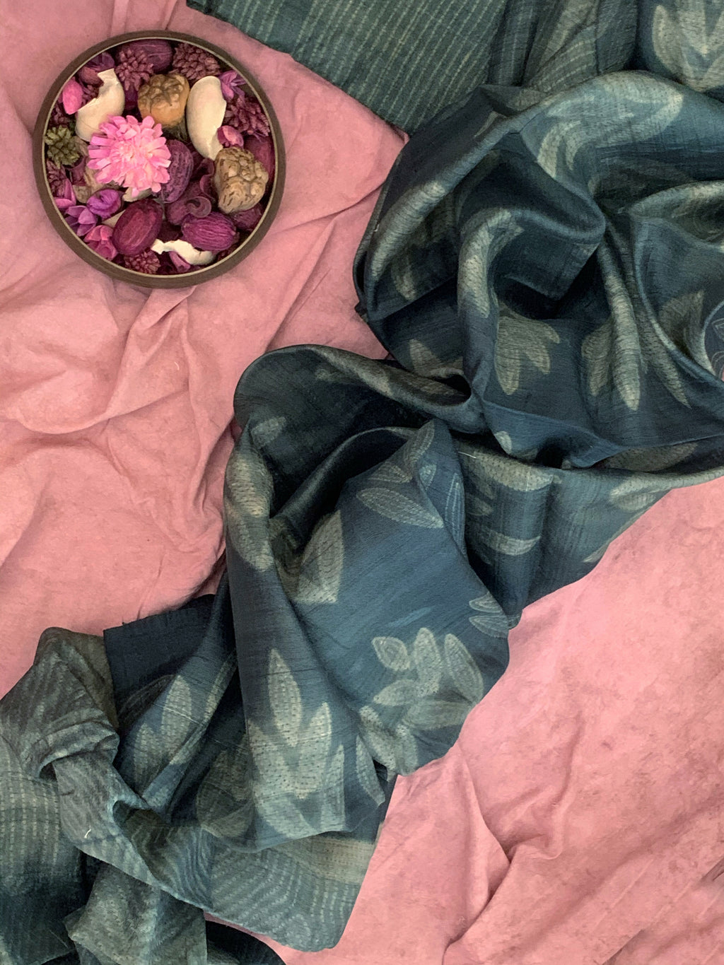 Handwoven & Handmade Tussar Shibori Kurta Dupatta Set