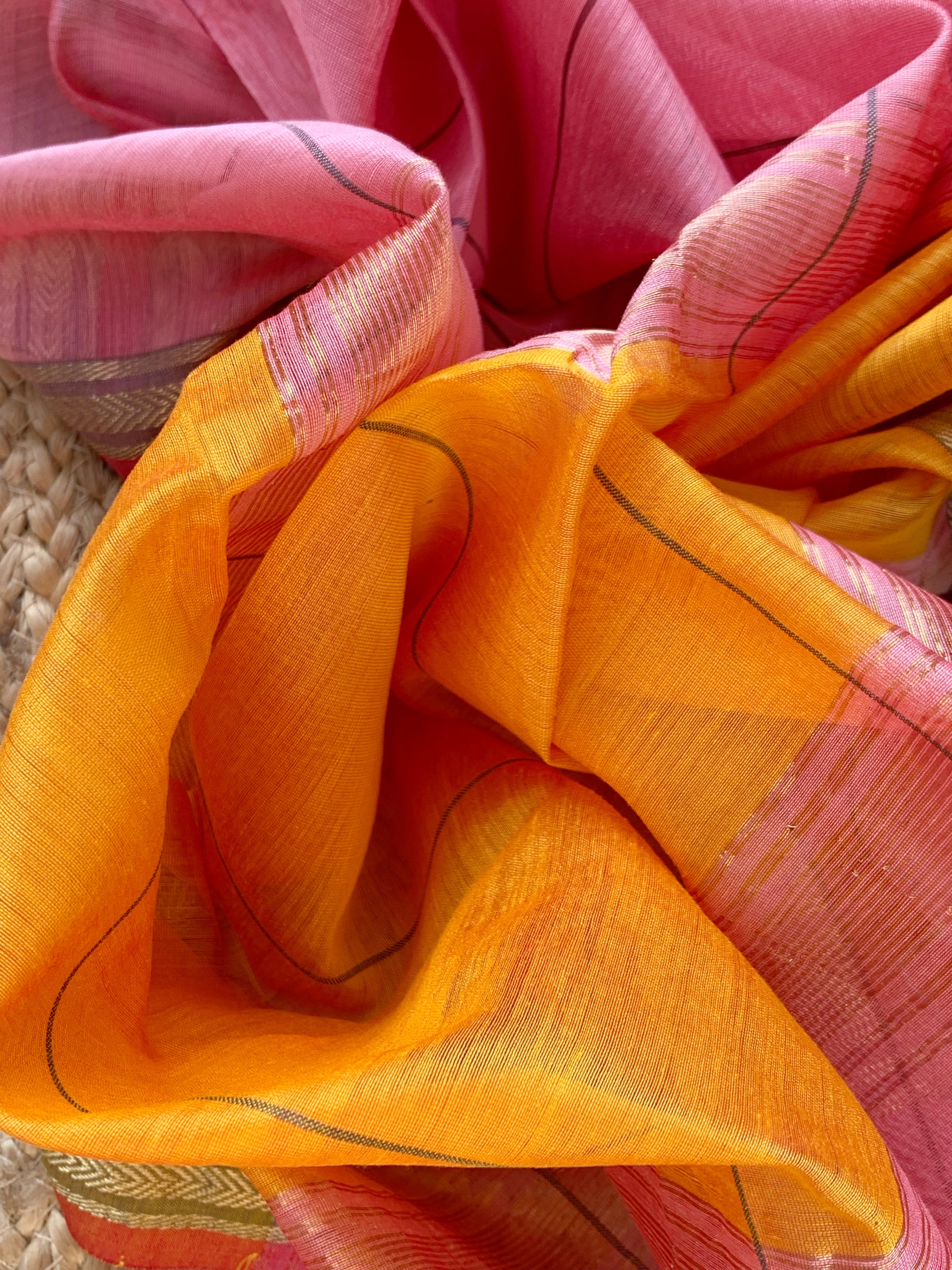 Handwoven Maheshwari Kurta dupatta set