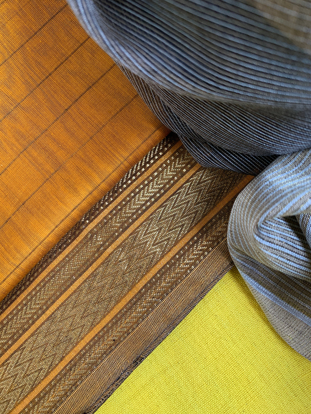 Handwoven Maheshwari Kurta dupatta set