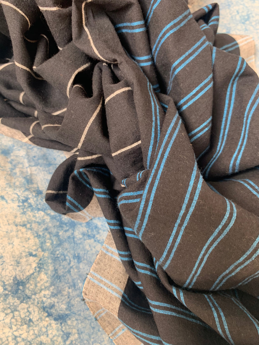 Syaahi- Handwoven Bengal Jamdani Kurta Dupatta set