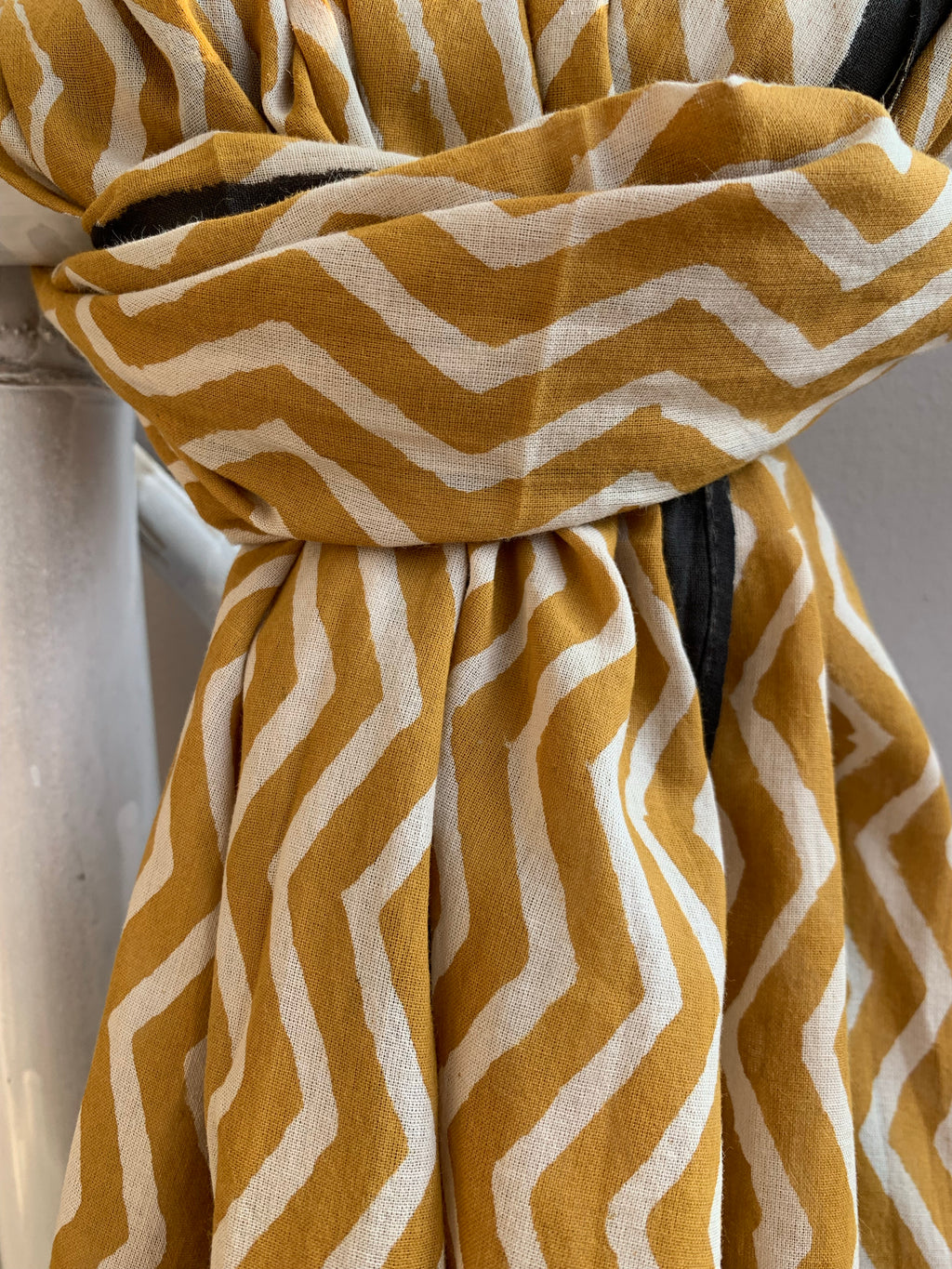 Mul Cotton Stole