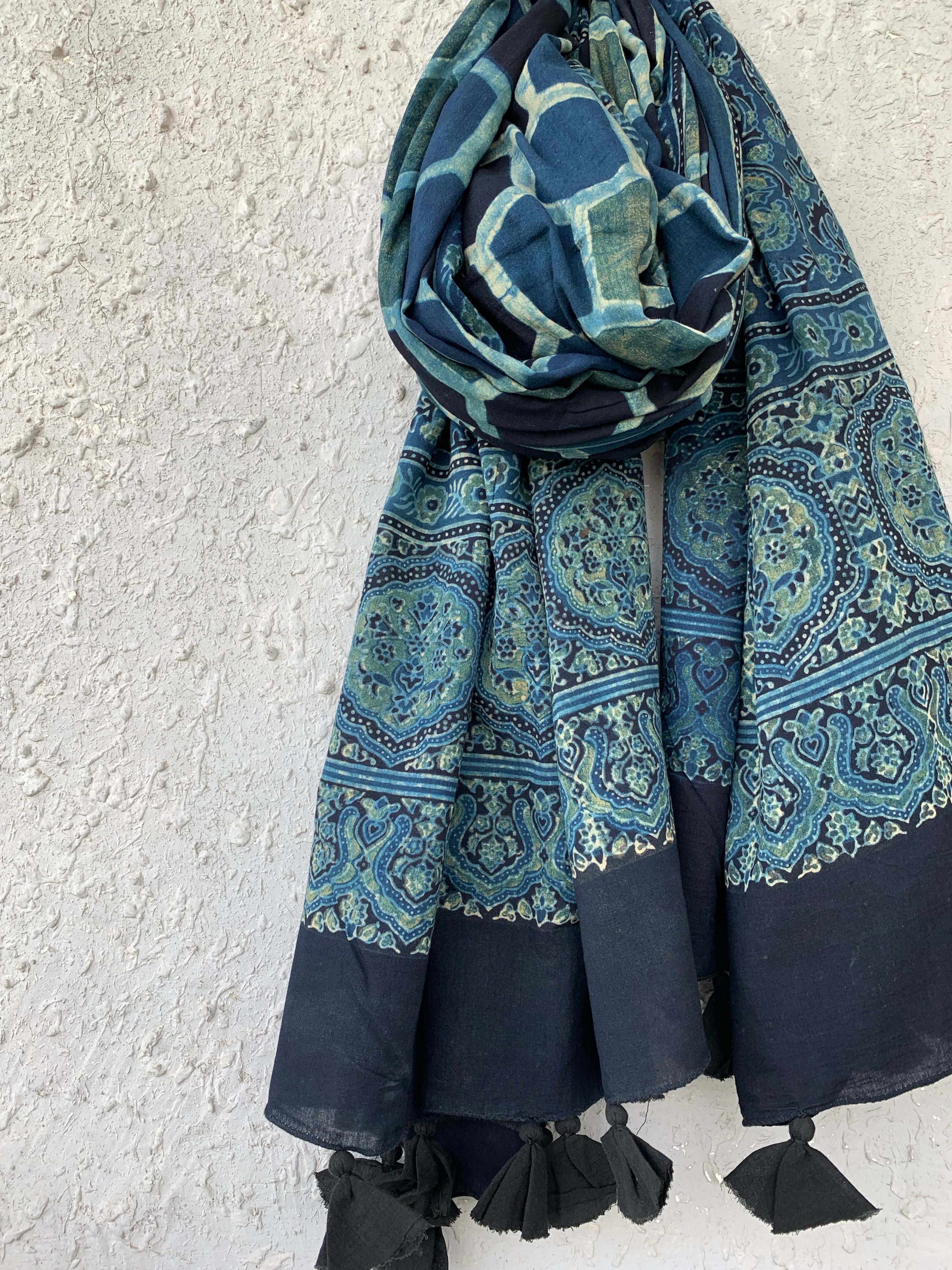 Handblock Ajrakh Dupatta