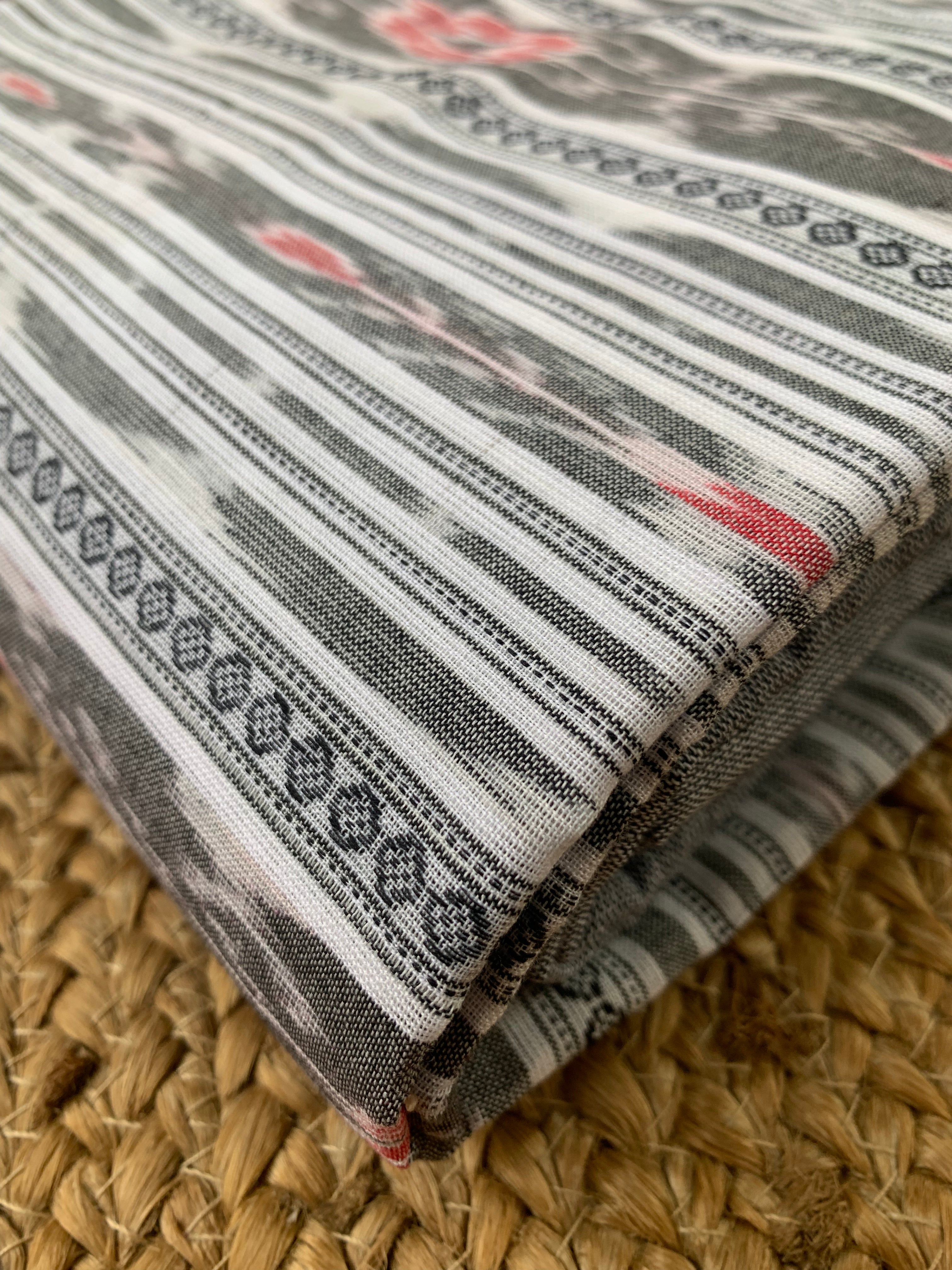 Handcrafted cotton suit