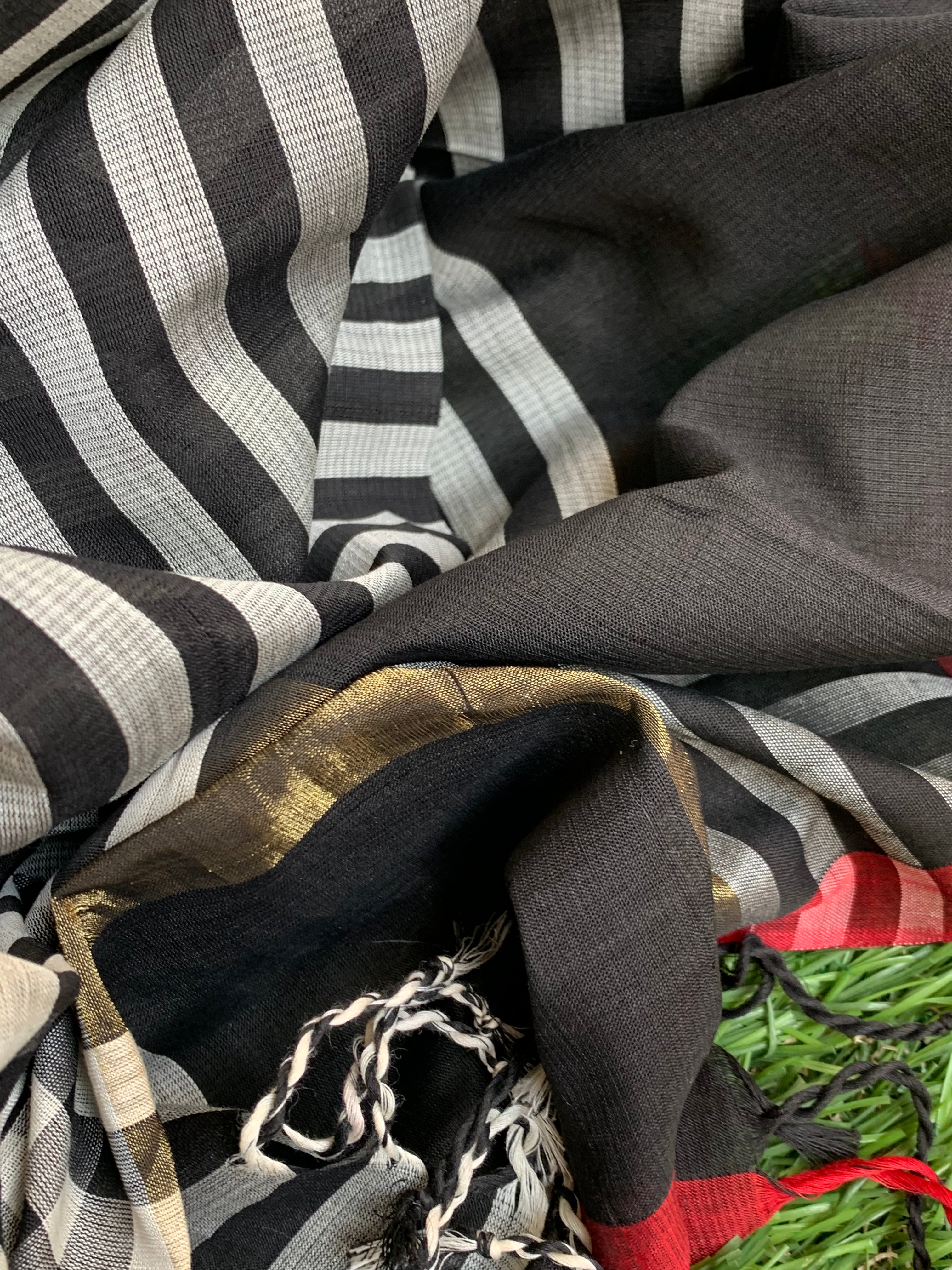 Handwoven Maheshwari Kurta dupatta set