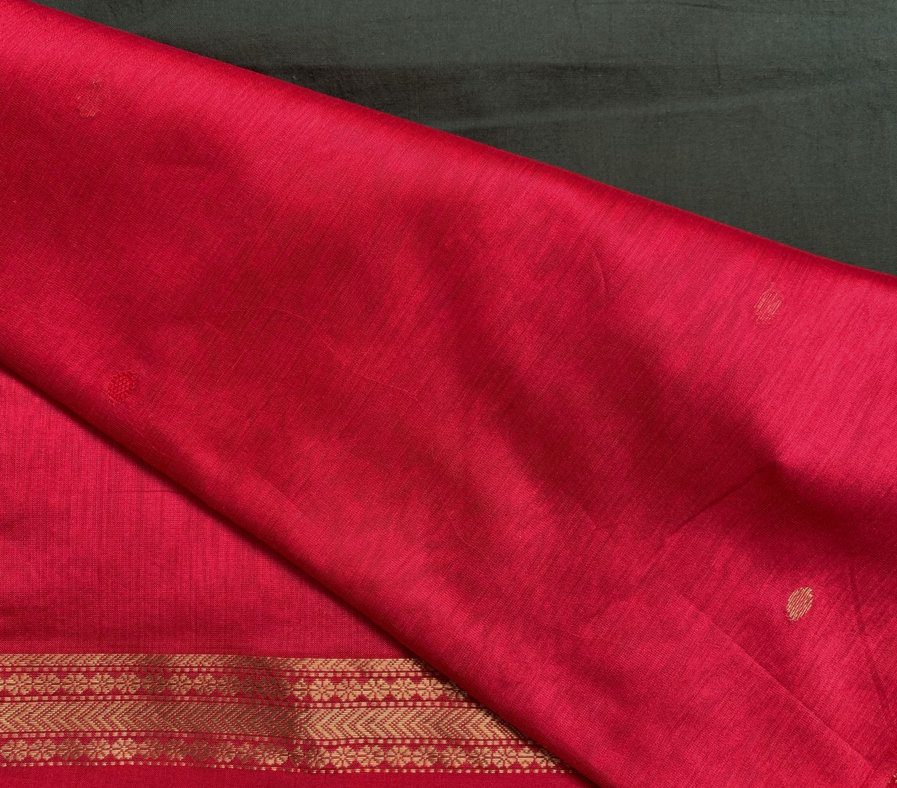 Handwoven Maheshwari Kurta dupatta set