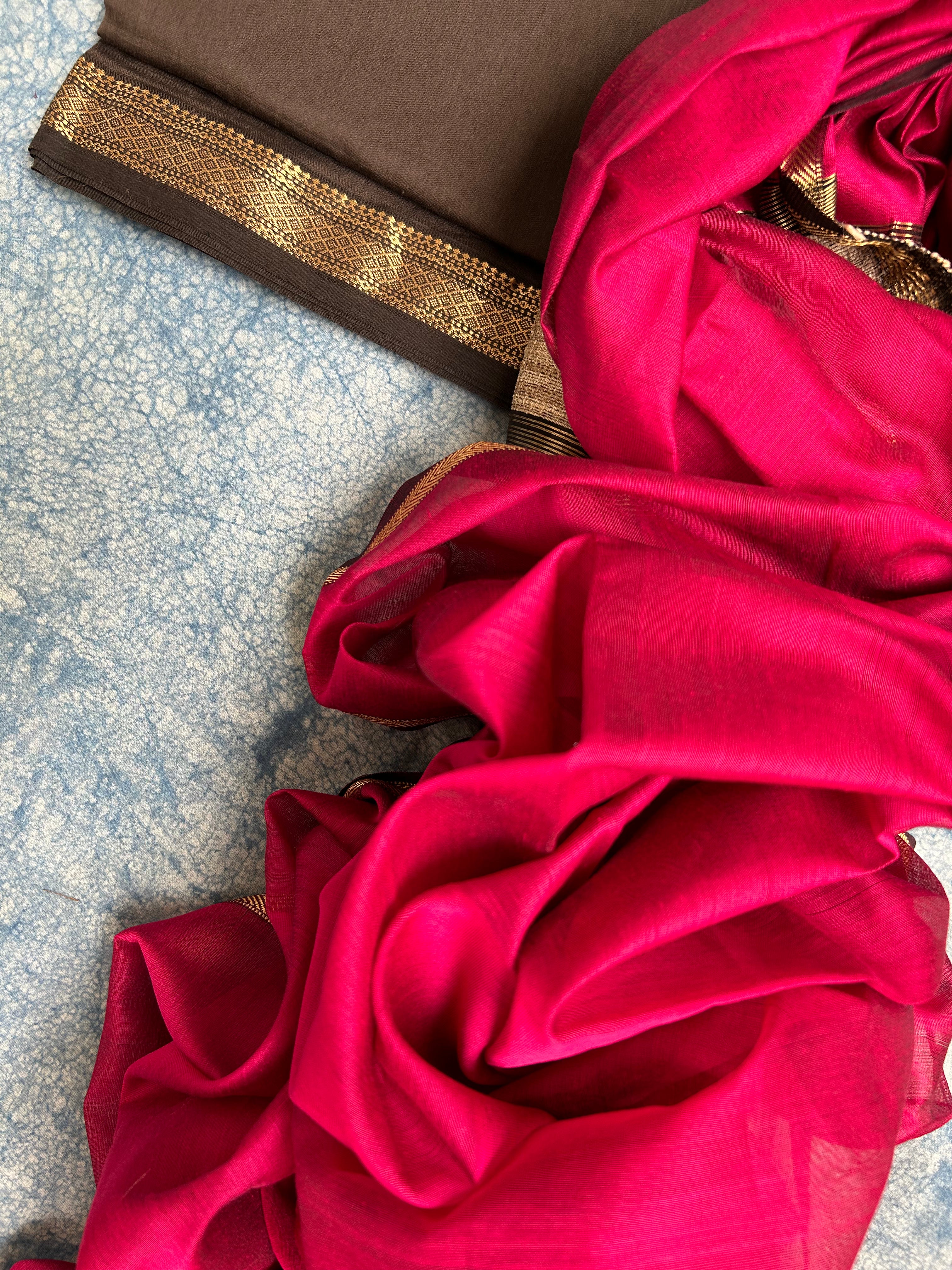 Handwoven Maheshwari Kurta Dupatta Set