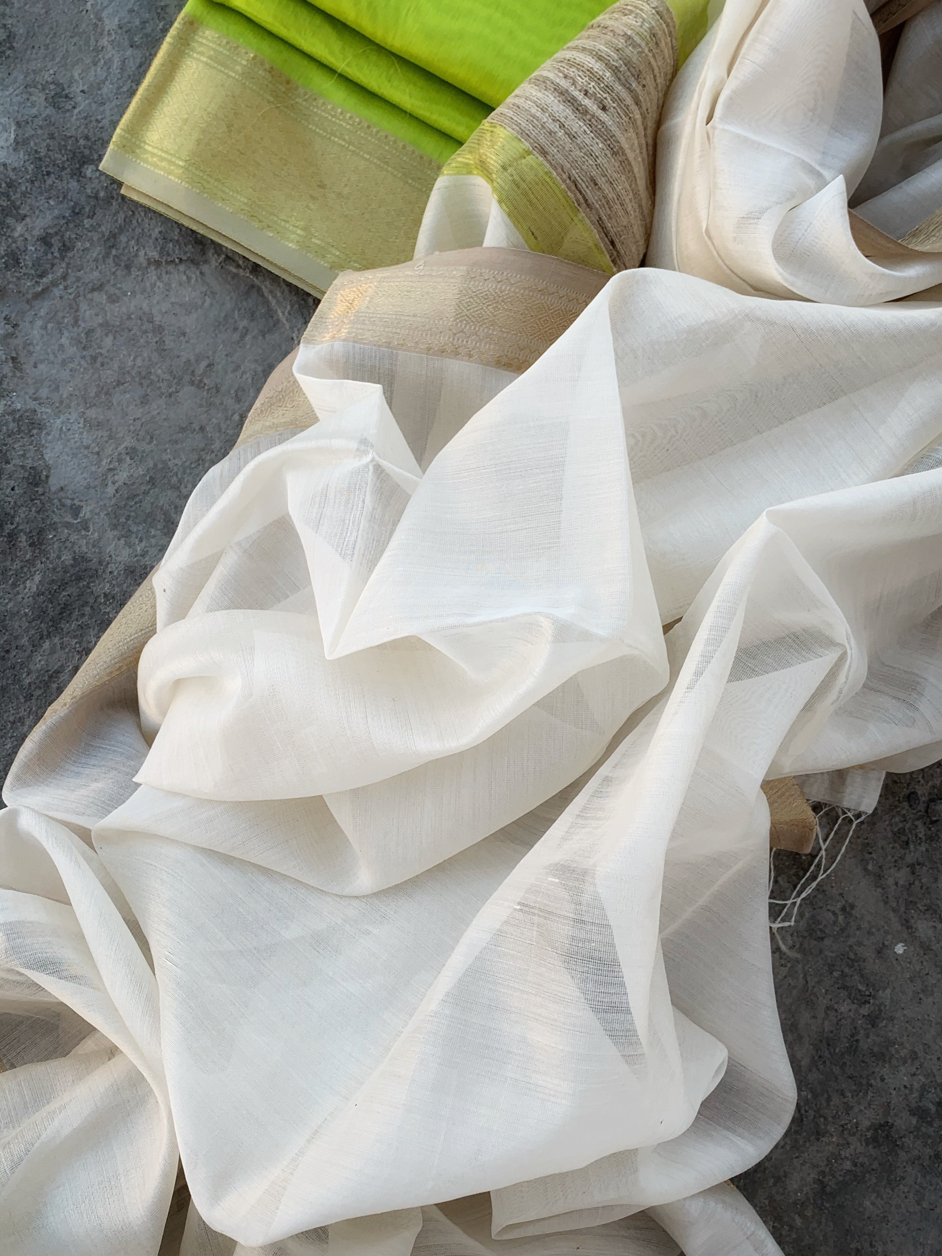 Handwoven Maheshwari Kurta dupatta set
