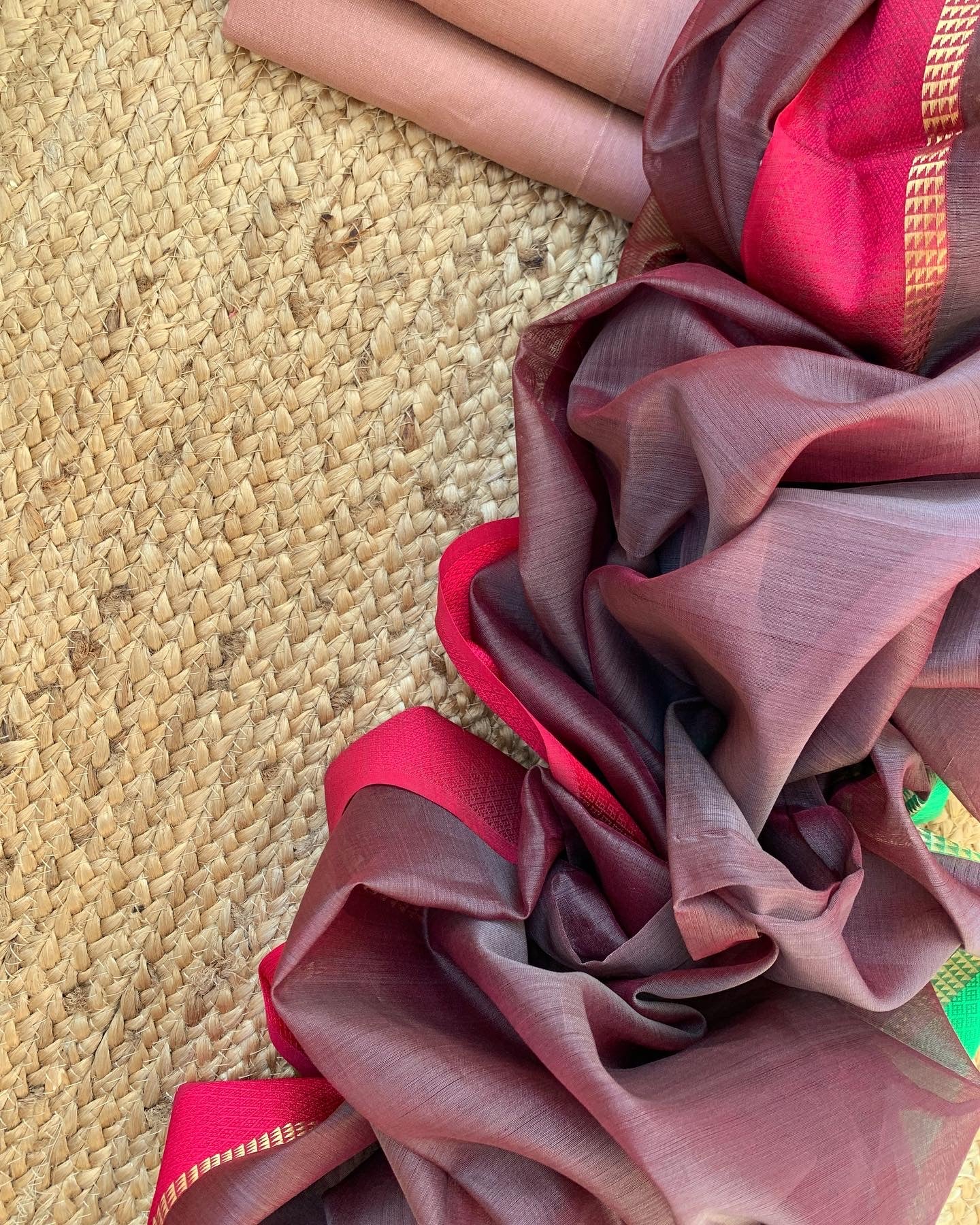 Handwoven Maheshwari Kurta dupatta set