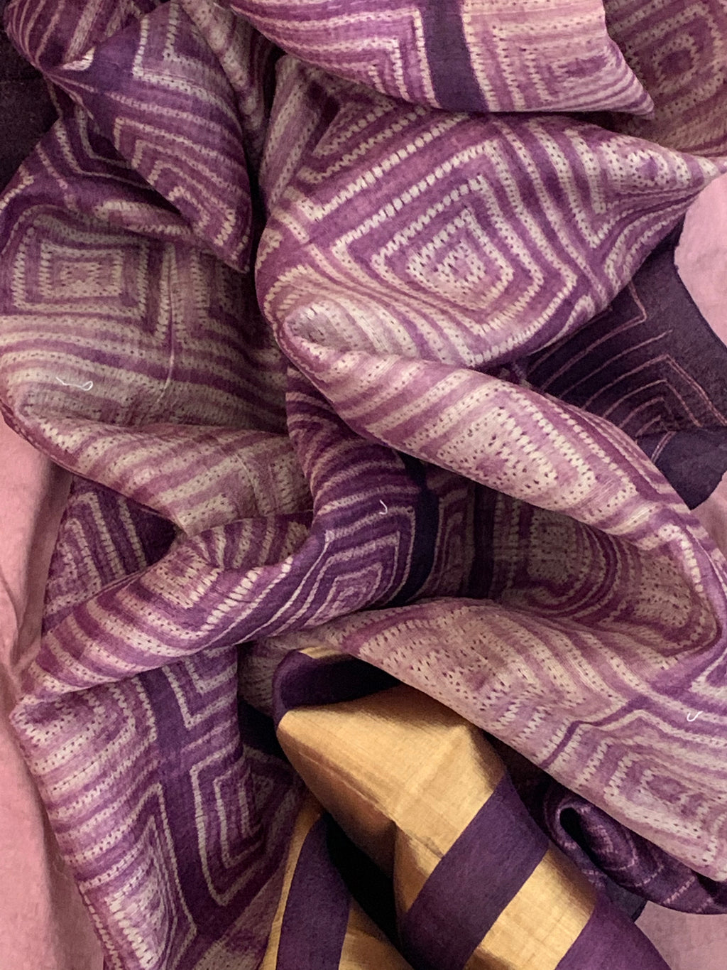Handwoven & Handmade Tussar Shibori Kurta Dupatta Set