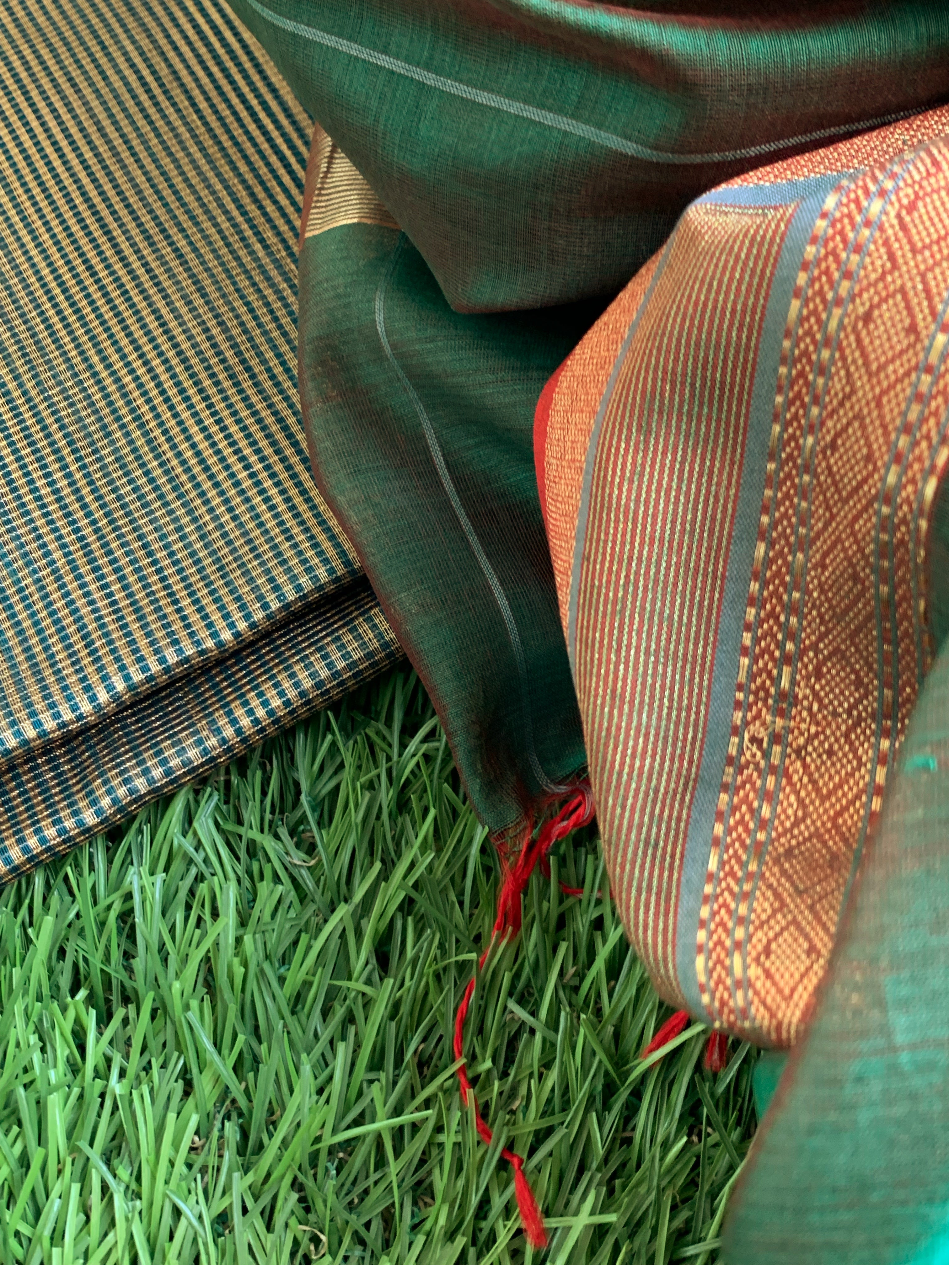 Handwoven Maheshwari Kurta dupatta set
