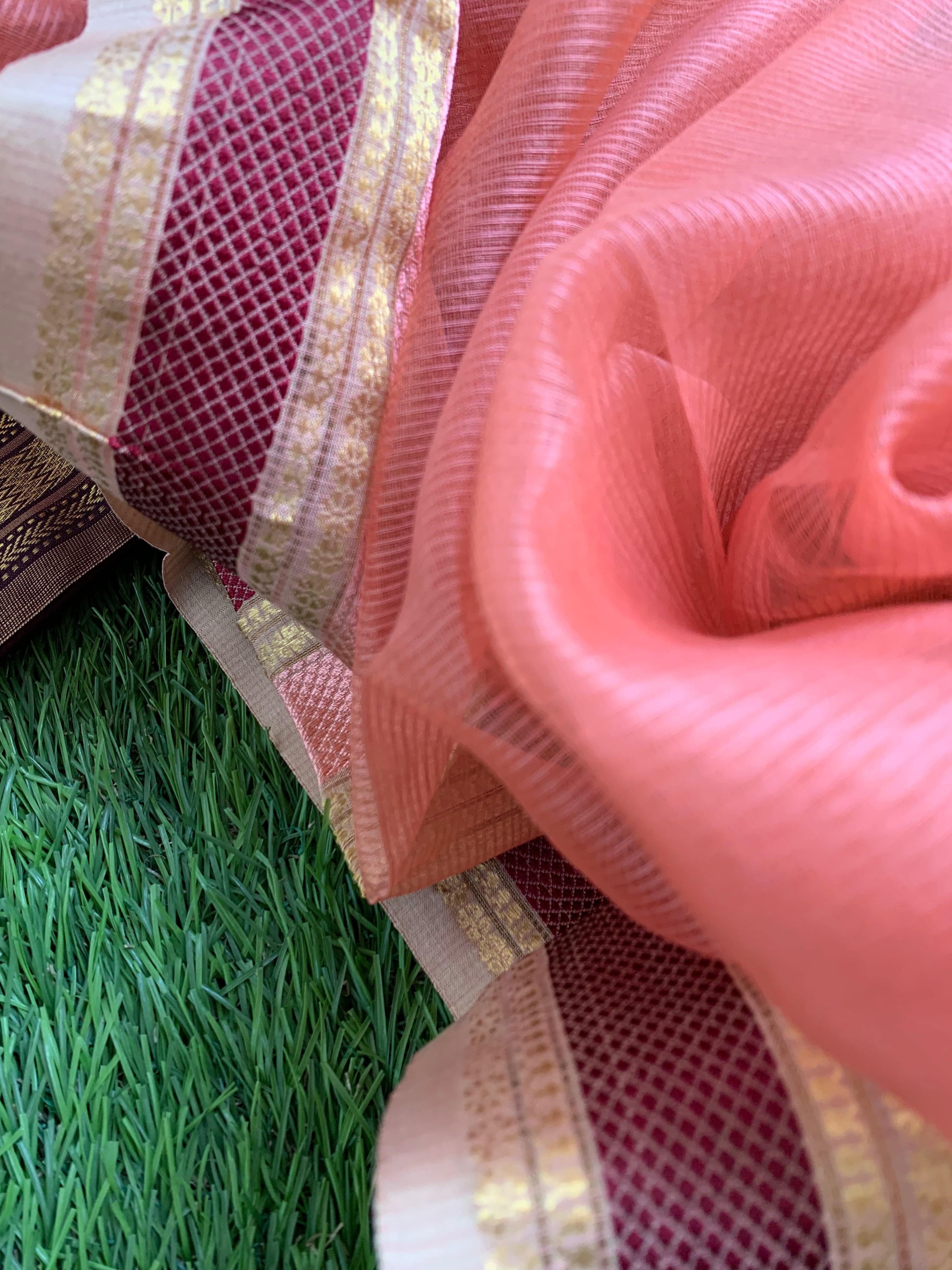 Handwoven Maheshwari Kurta dupatta set