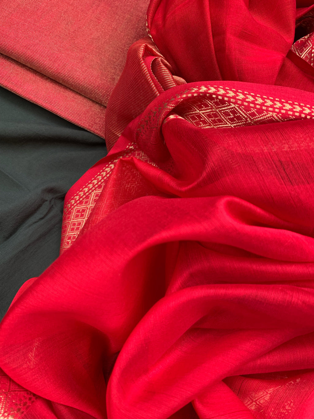 Handwoven Maheshwari Kurta dupatta set