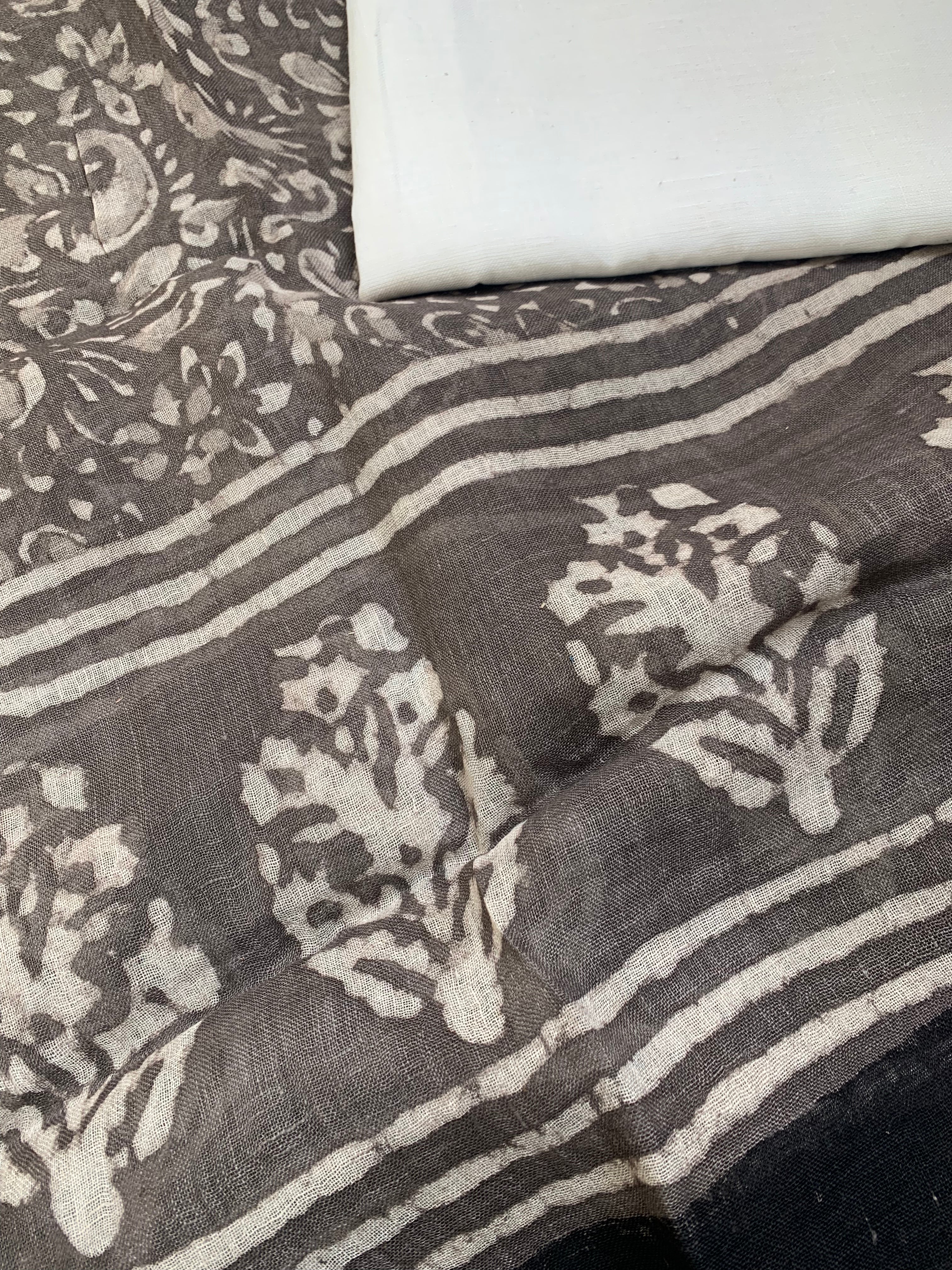 Handcrafted Linen Kurta Dupatta Set