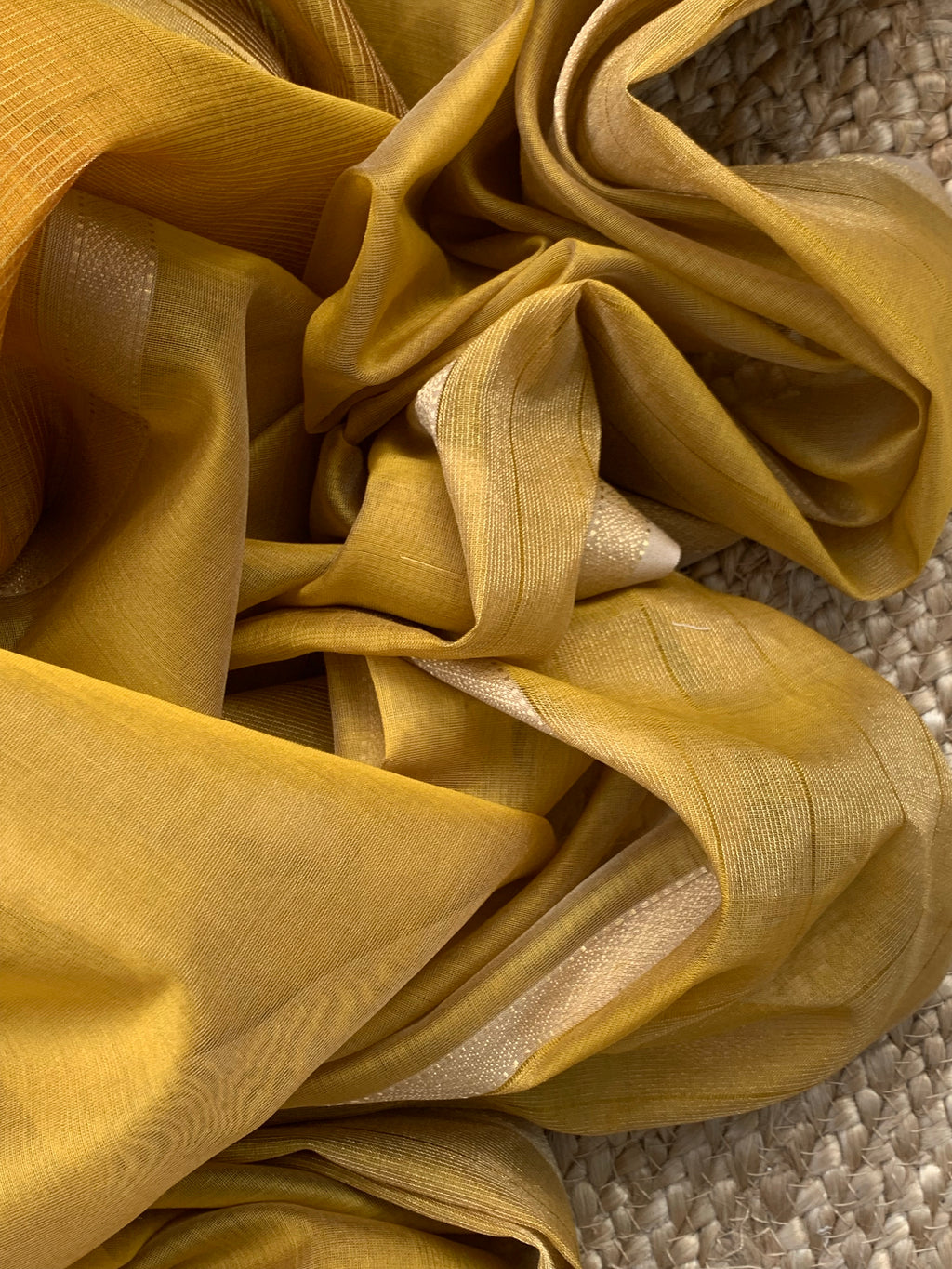 Handwoven Maheshwari Kurta dupatta set
